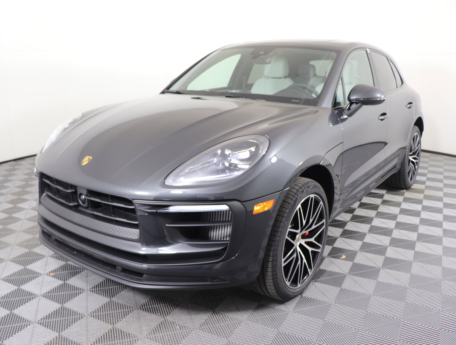 PORSCHE ポルシェ マカン RS Spider PIRELLI 2021 2023年 ポルシェ マカン 21インチRSスパイダーホイール