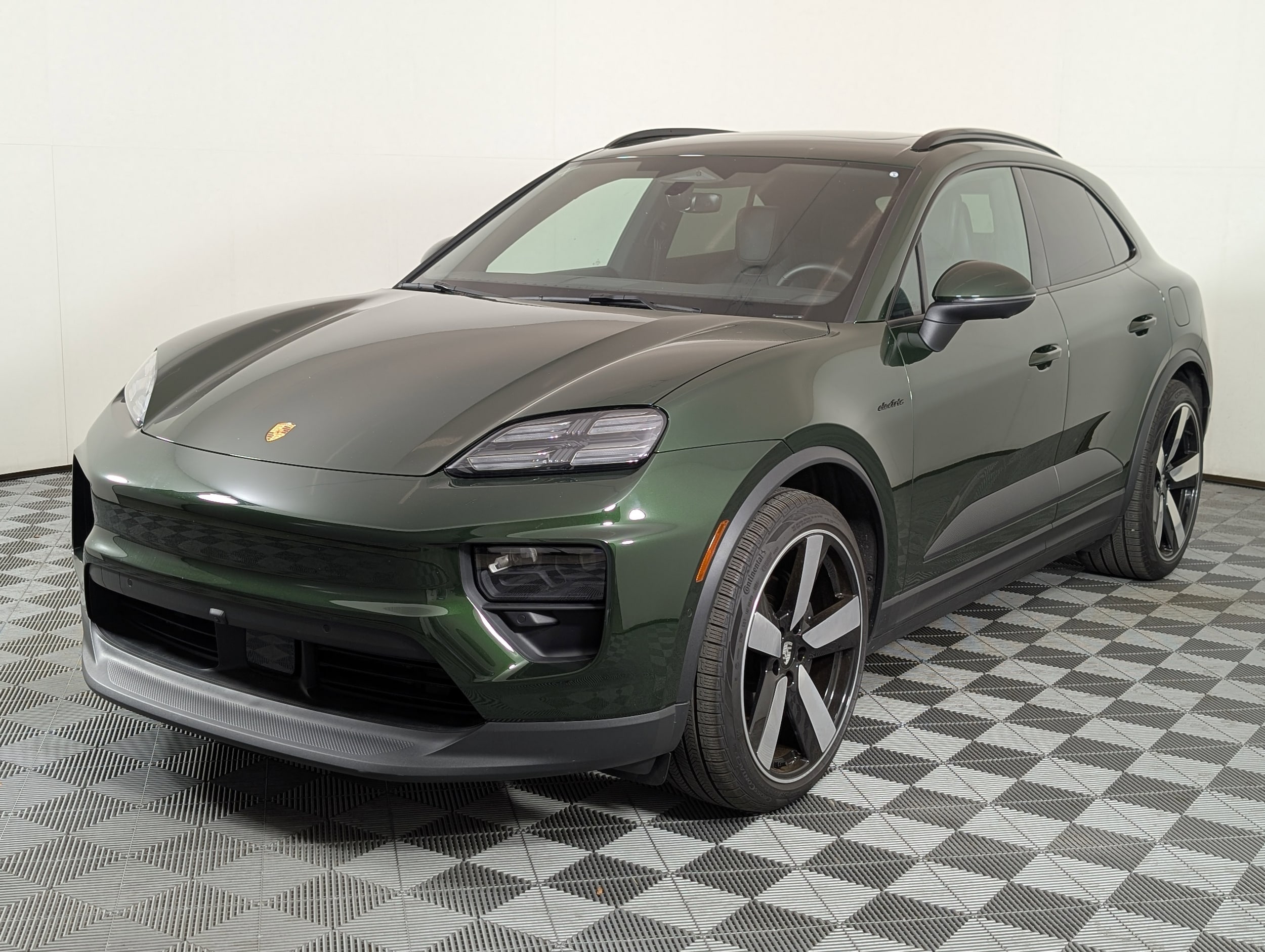 Porsche Macan Turbo ミニカー ブラック Bburago Porsche Macan Turbo 1:24 Diecast Toy Model Car Black
