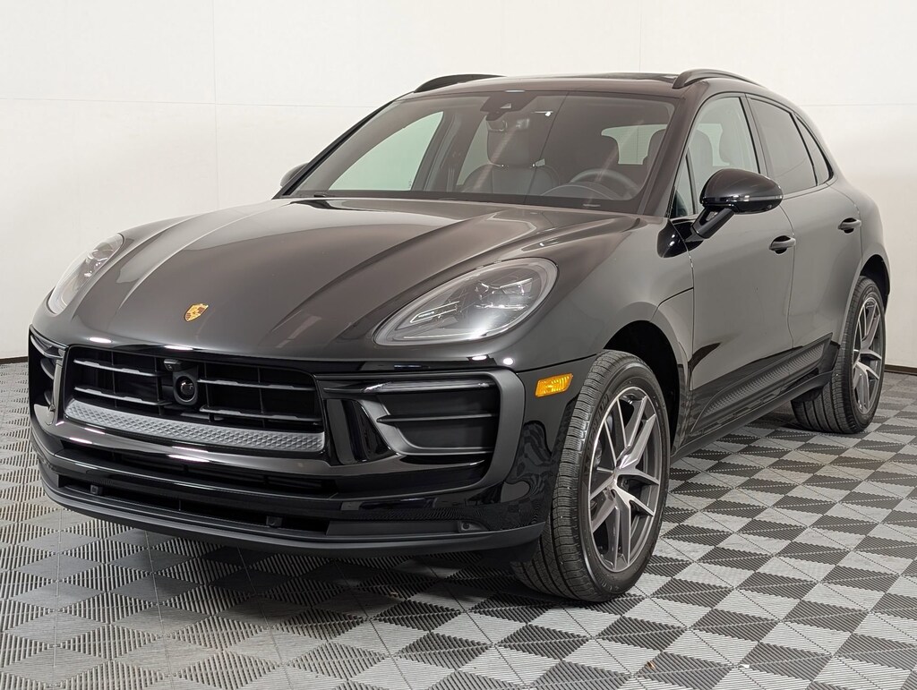 New 2026 Porsche Macan SUV