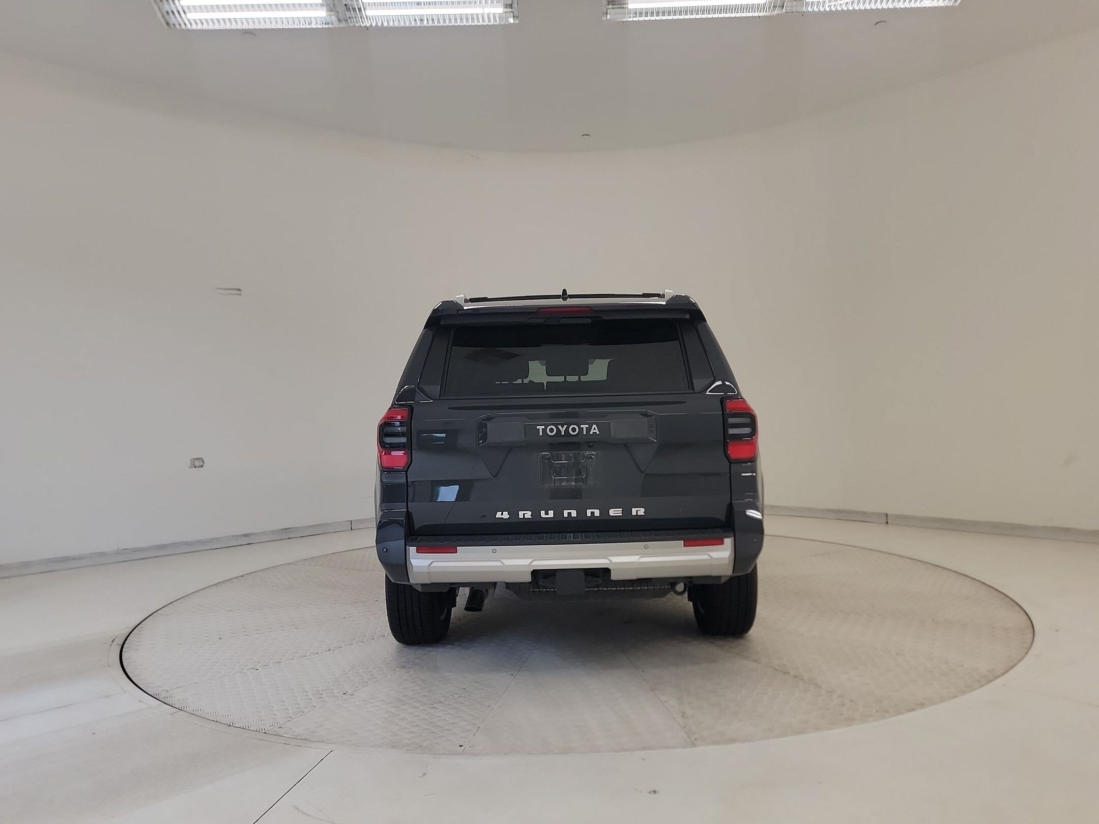 4Runner Limited SUV