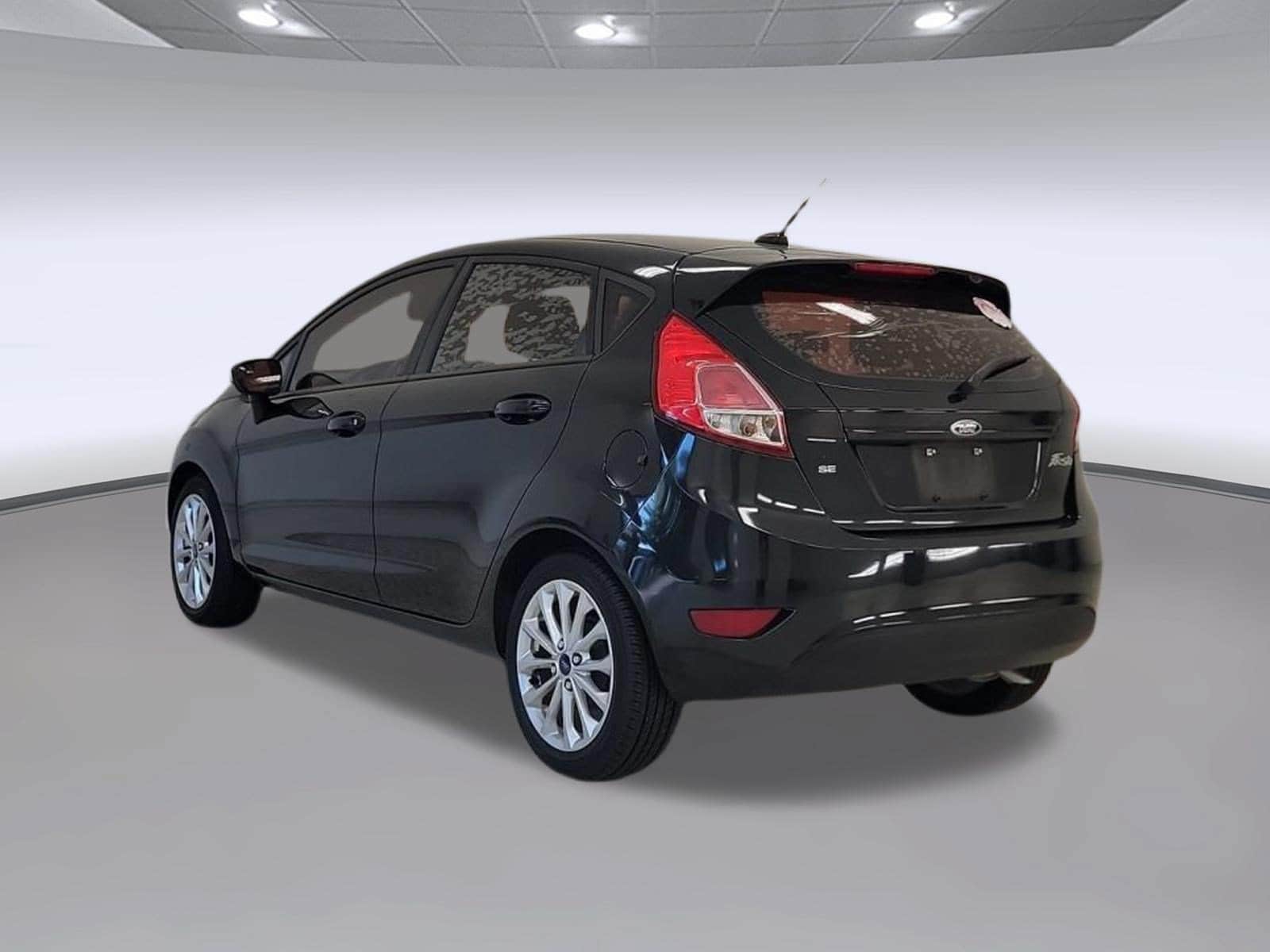 Fiesta SE Hatchback