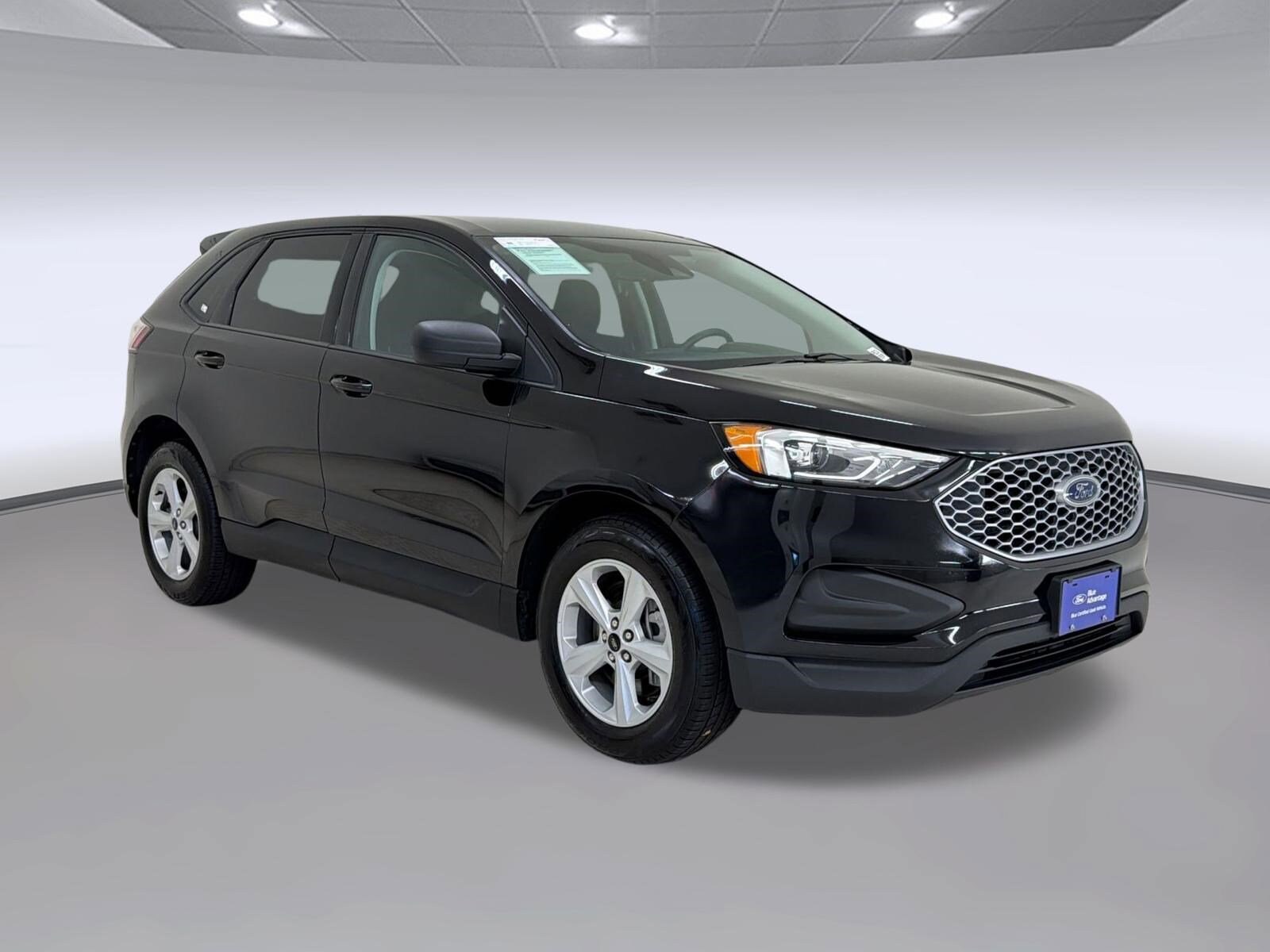 Edge SE SUV