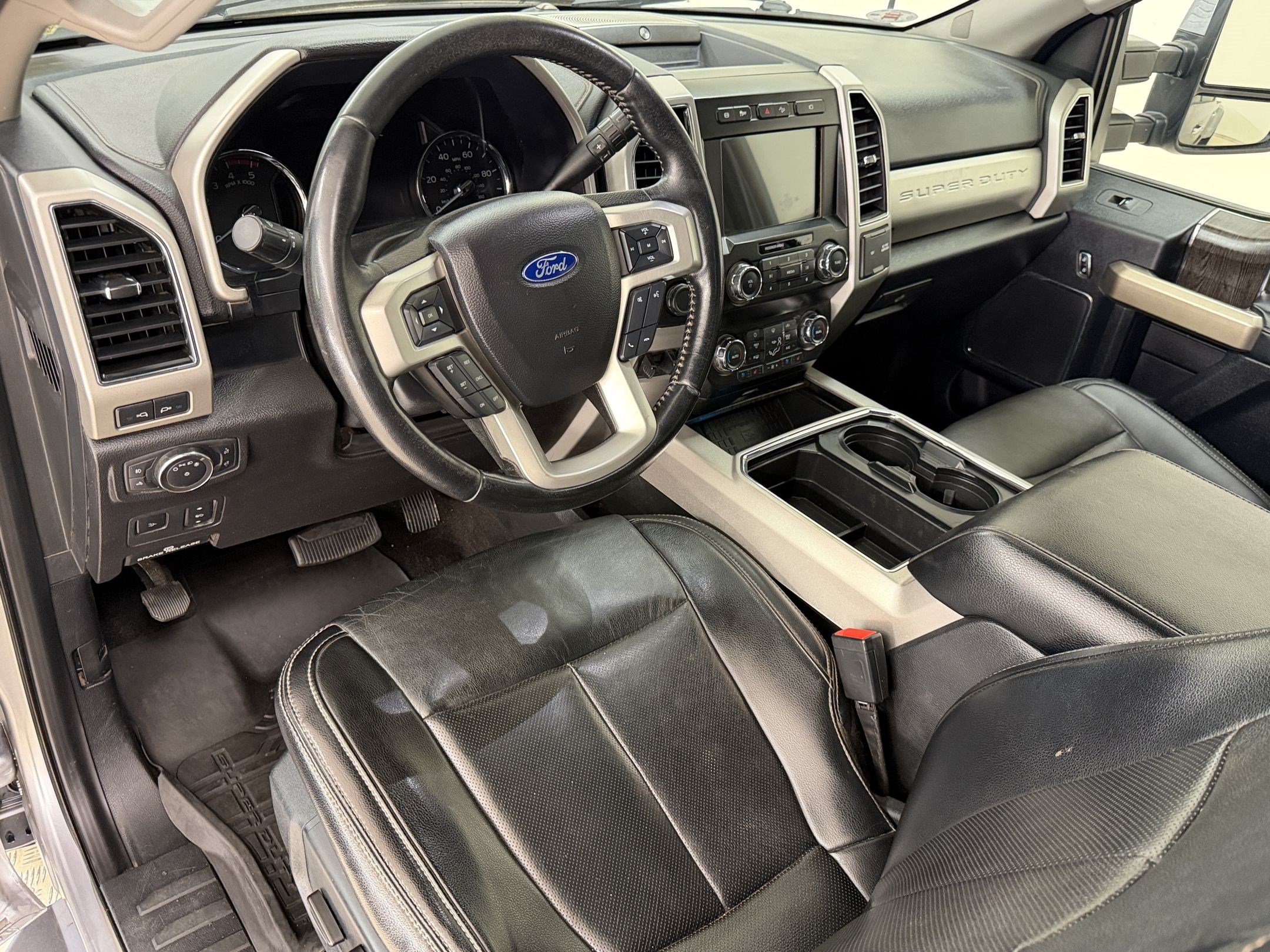 Used 2021 Ford F-350 LARIAT Truck Crew Cab