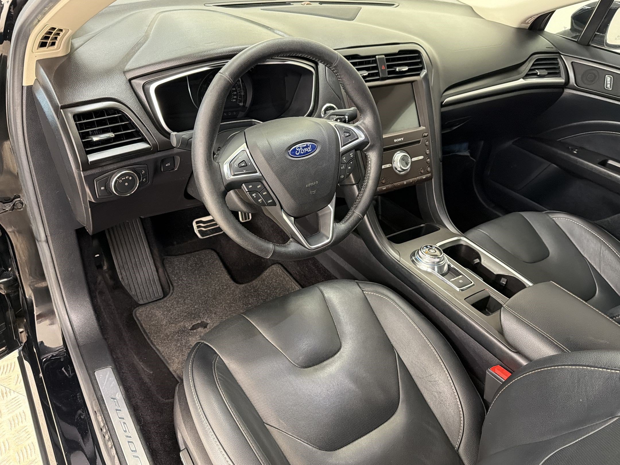 Fusion Titanium Sedan