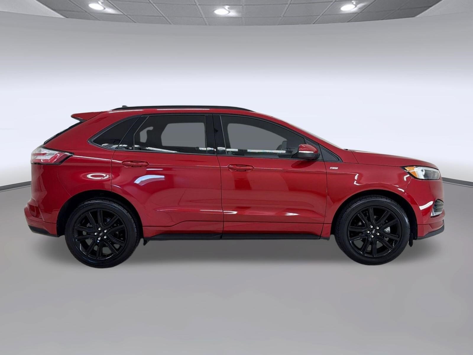 Edge SEL SUV