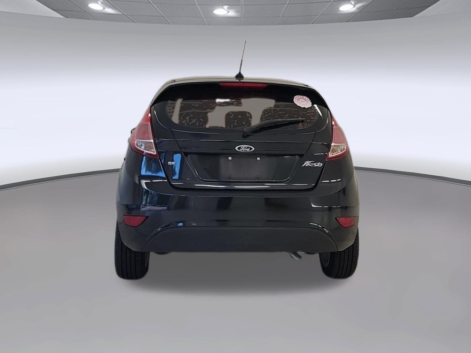 Fiesta SE Hatchback