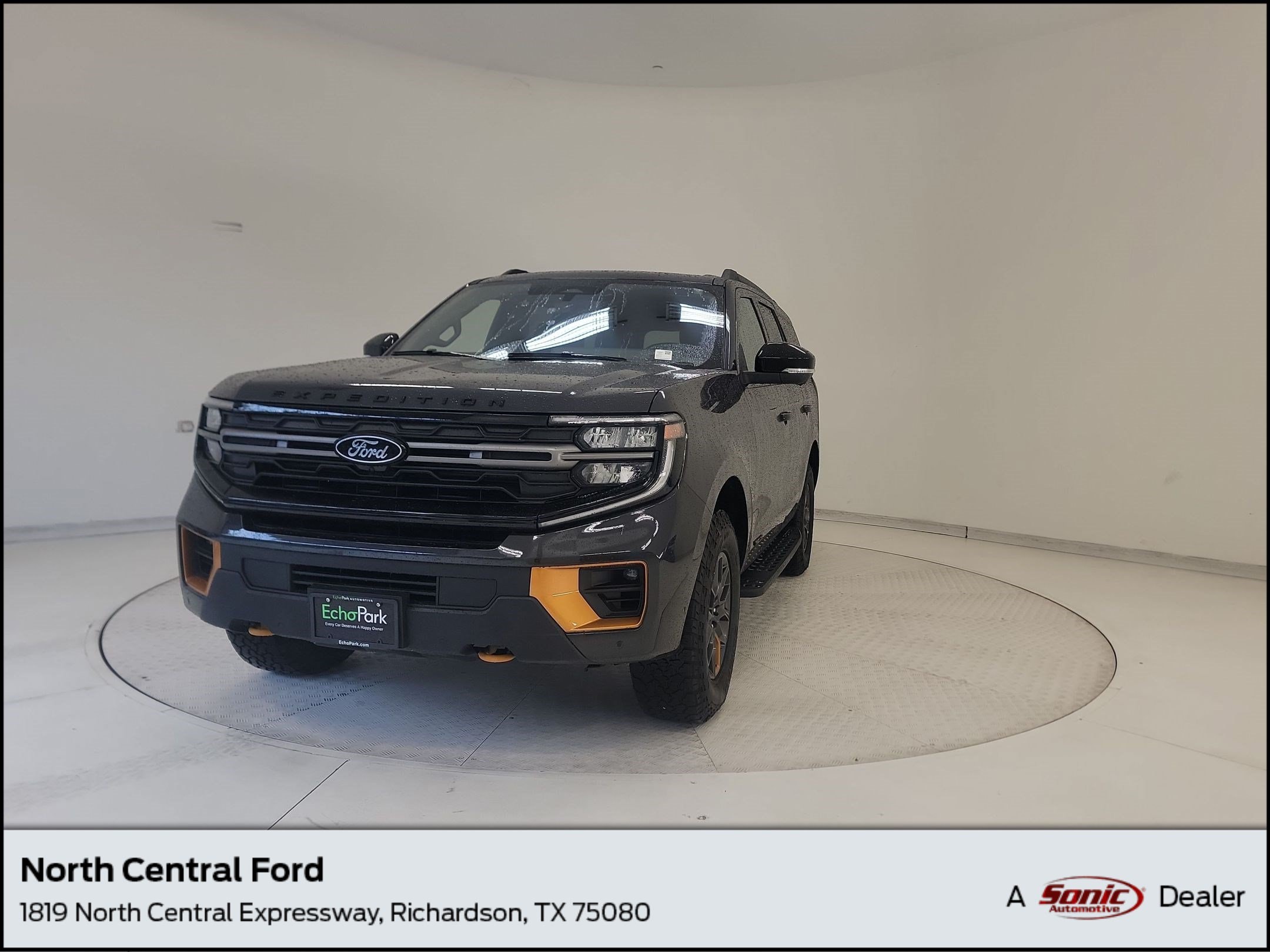 Expedition Tremor SUV
