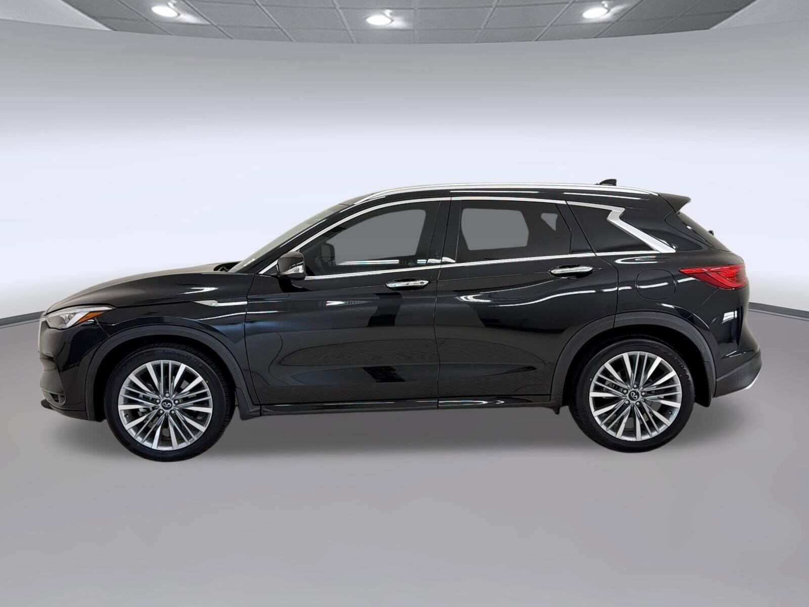QX50 SENSORY SUV