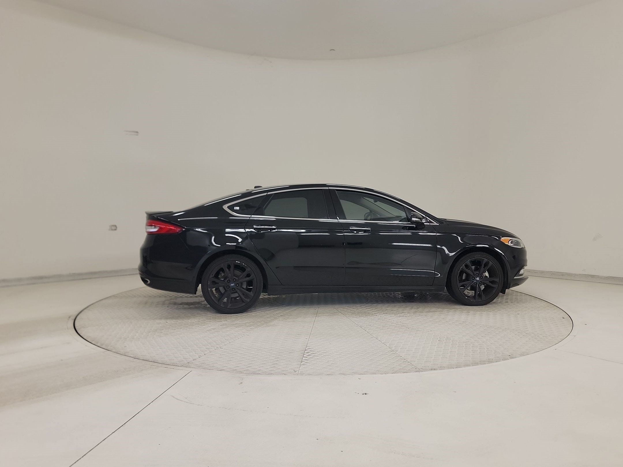 Fusion Titanium Sedan