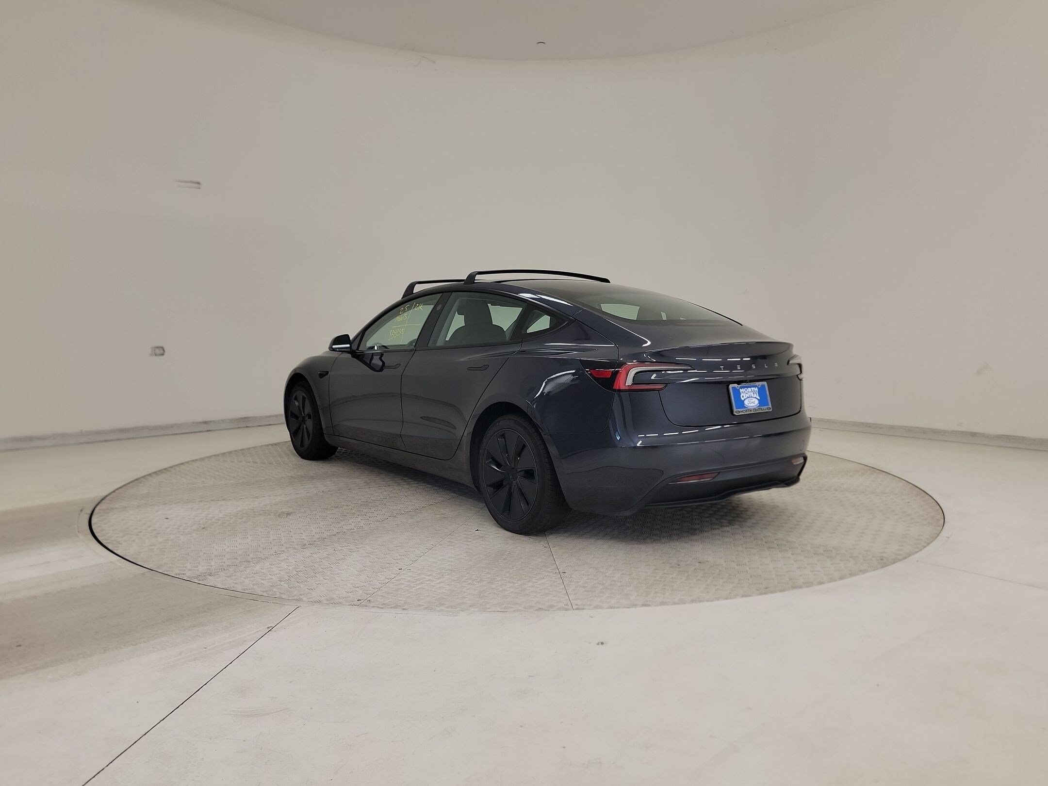 Model 3 Long Range Sedan