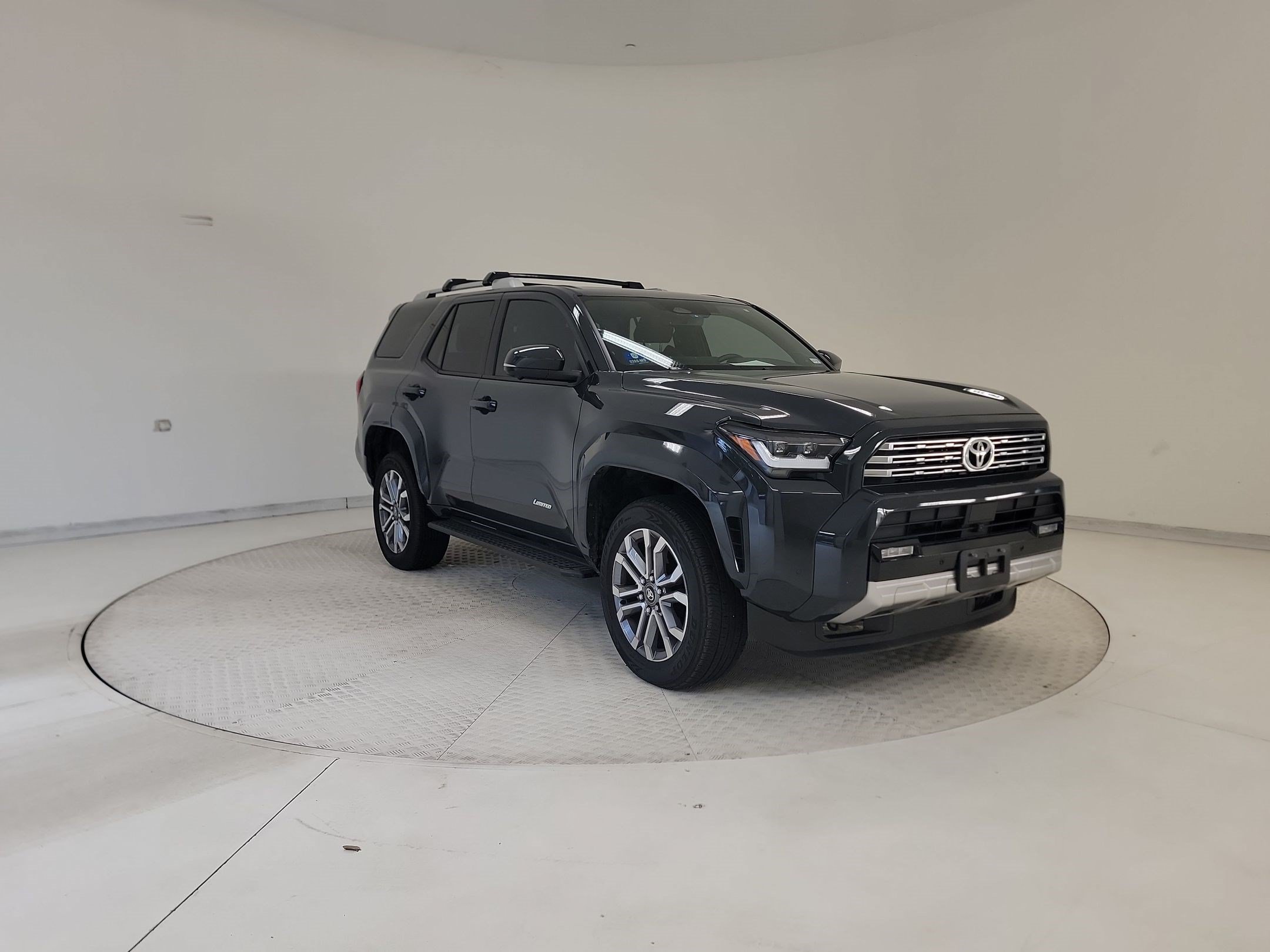 4Runner Limited SUV