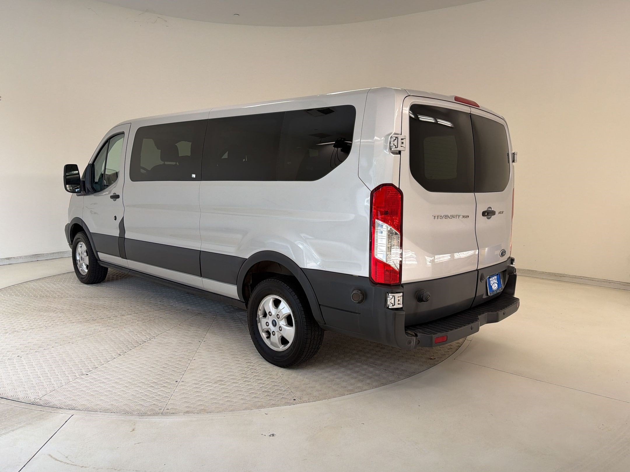 Transit-350 XLT
