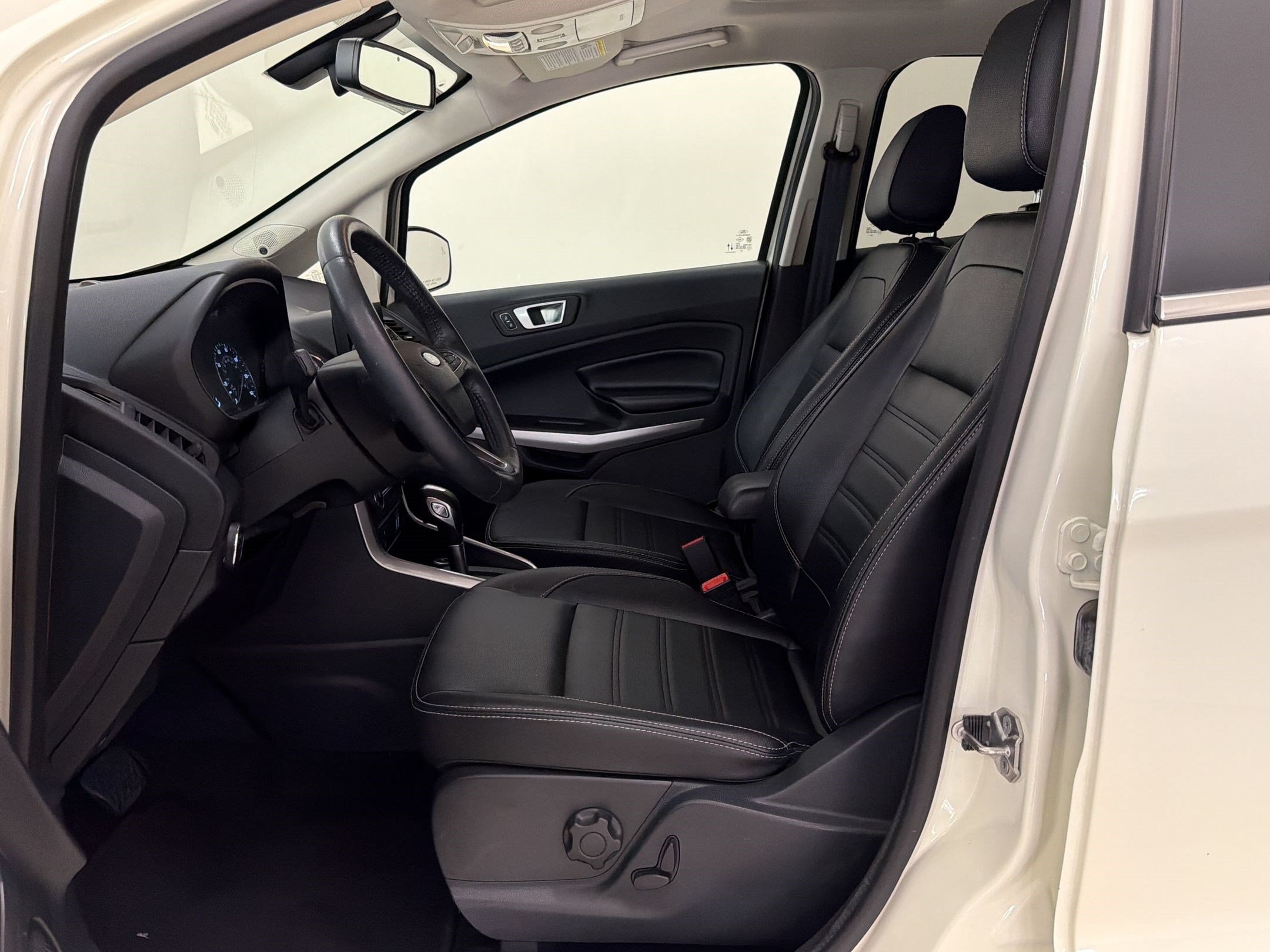 EcoSport Titanium SUV
