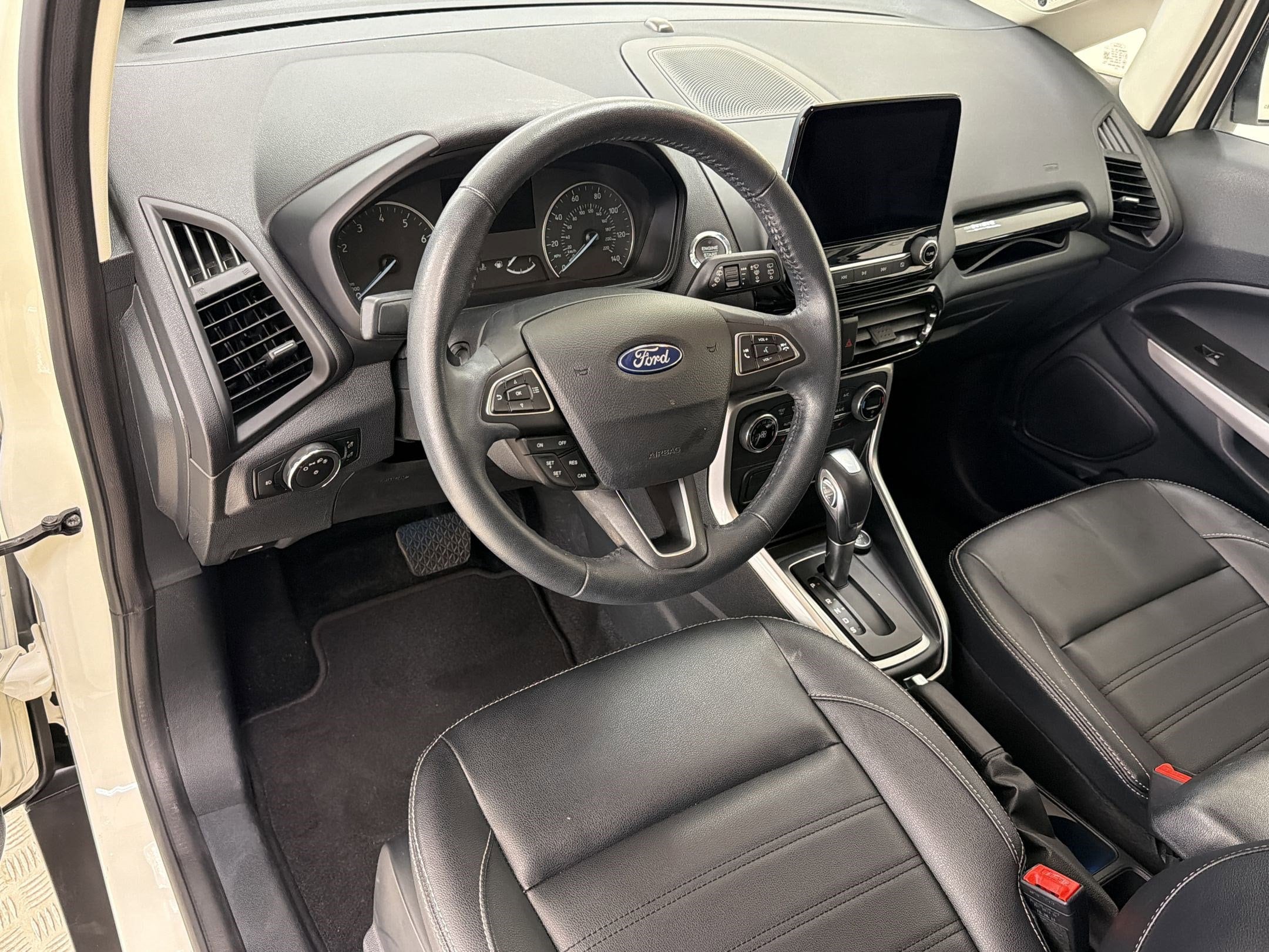EcoSport Titanium SUV