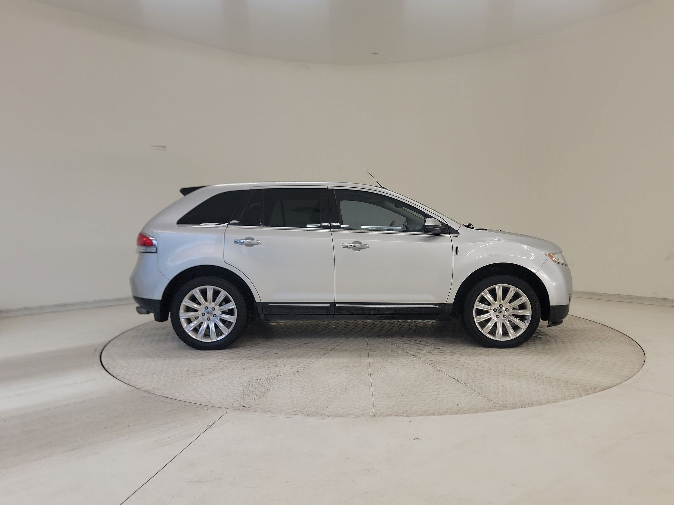 MKX MKX (FWD 4dr) SUV