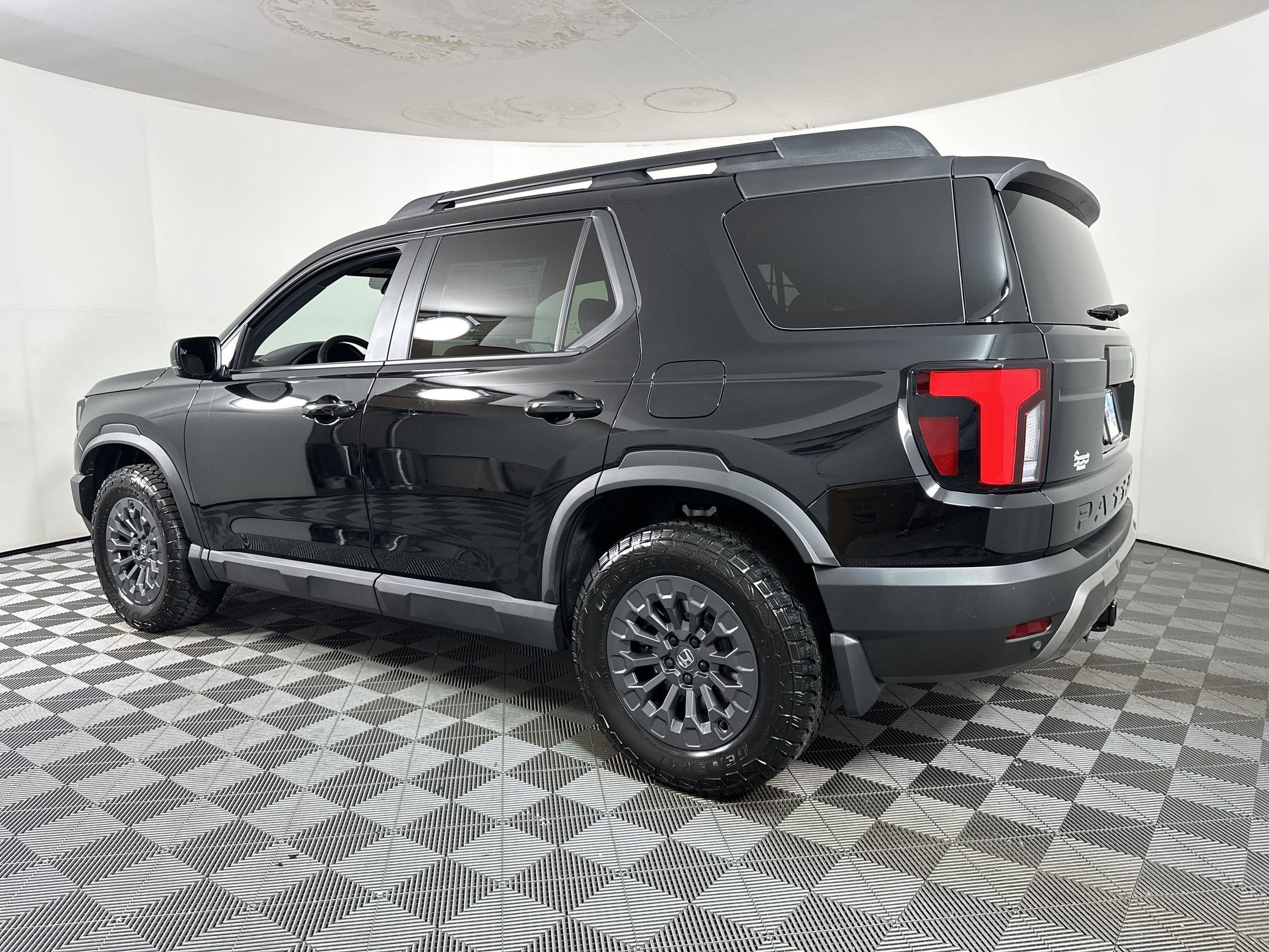 2026 Honda Passport TrailSport photo 2