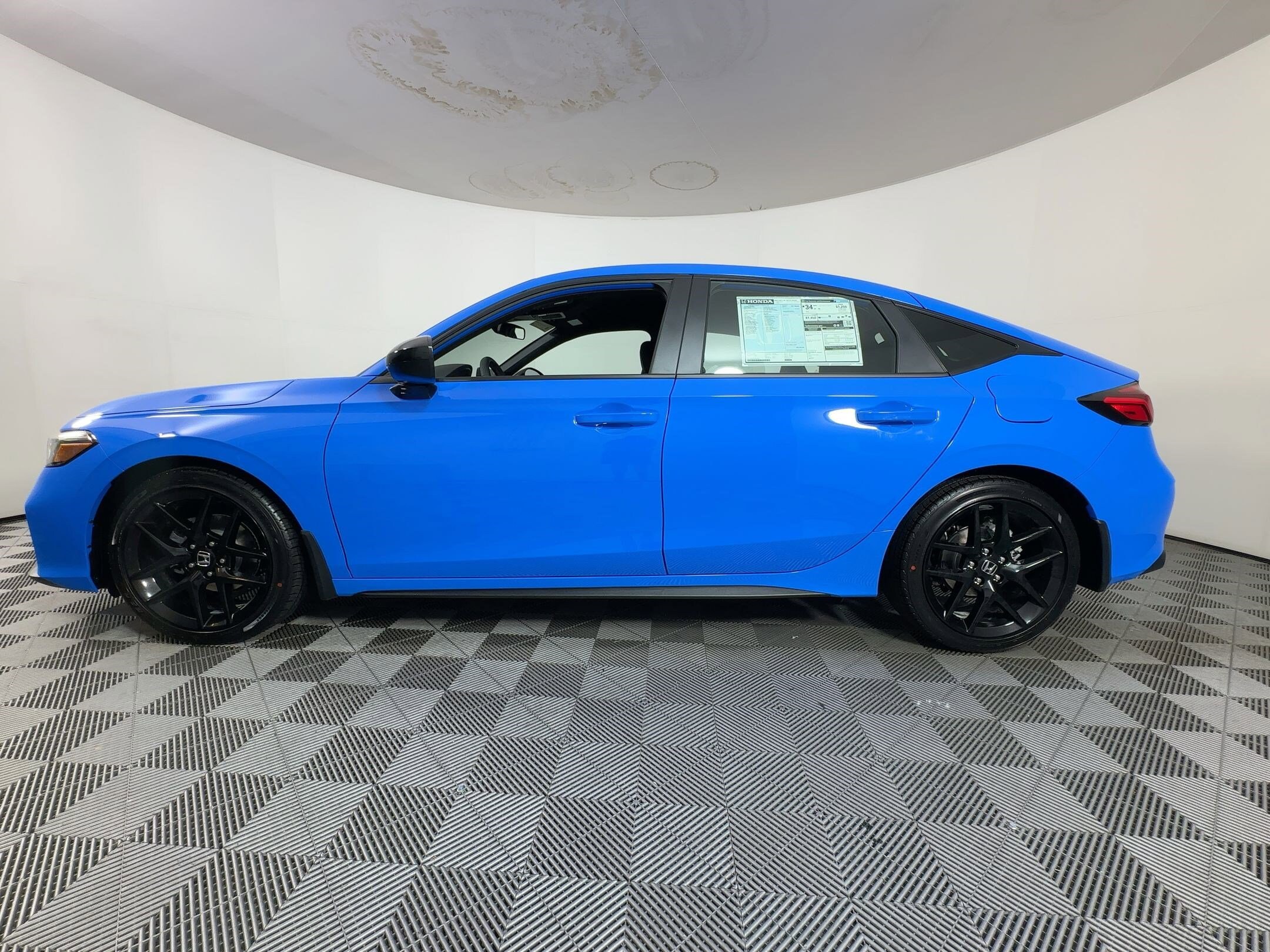 2026 Honda Civic Sport Hatchback photo 2