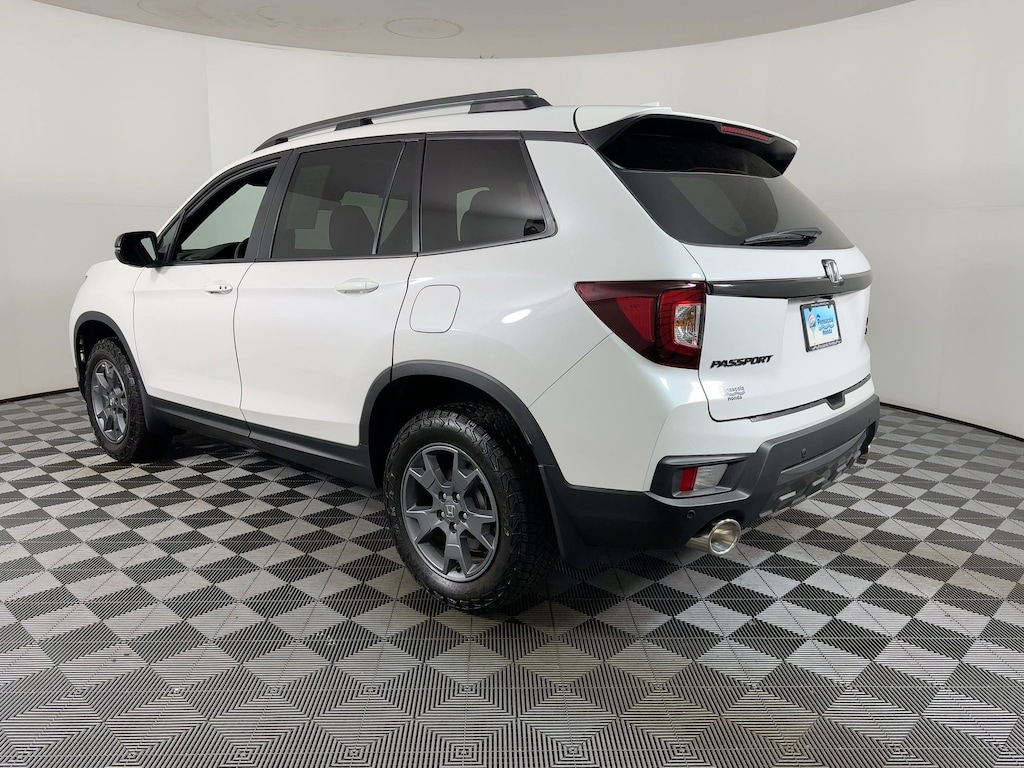 Used 2025 Honda Passport TrailSport SUV