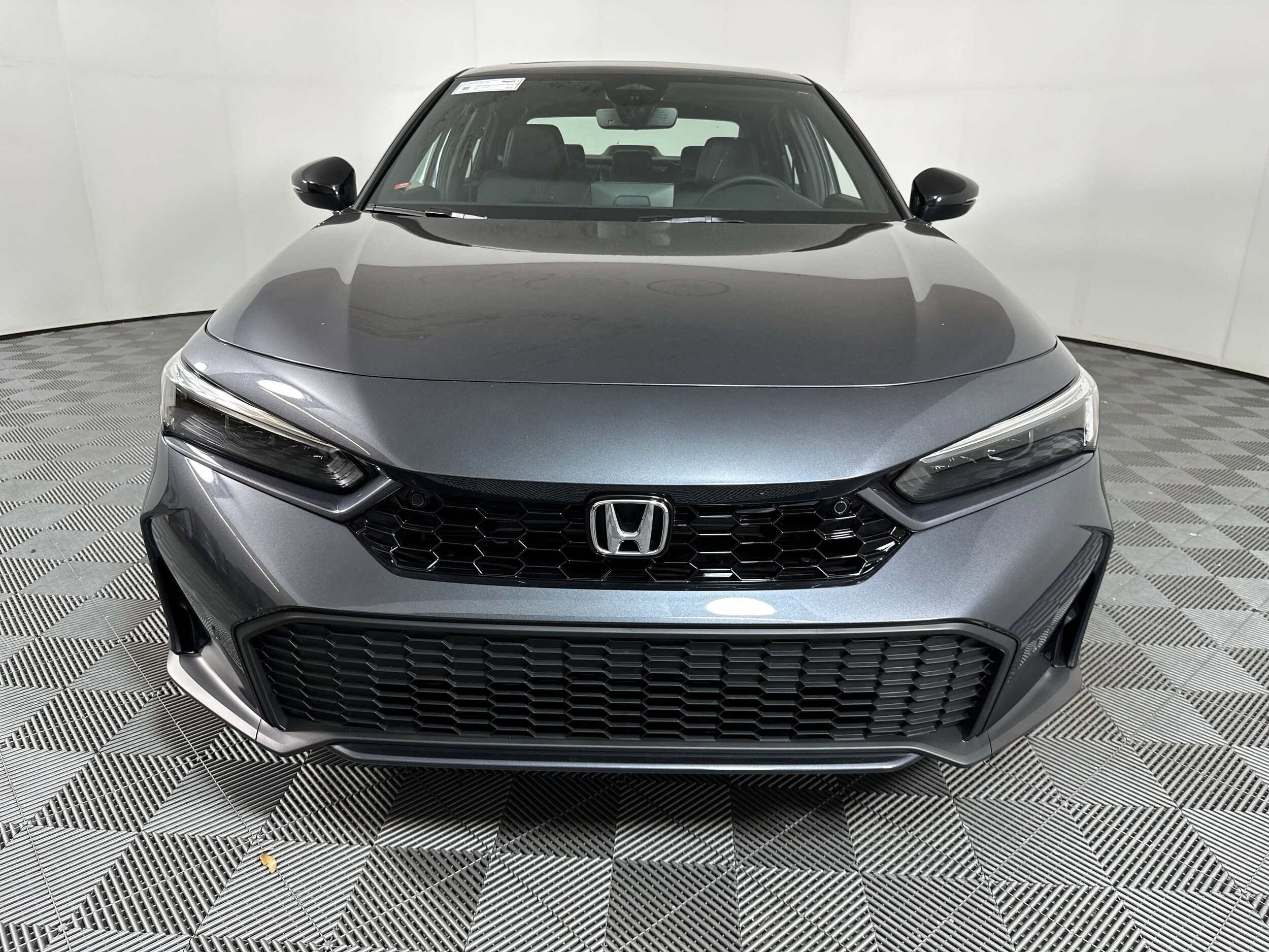 2025 Honda Civic Hybrid Sport Touring photo 3