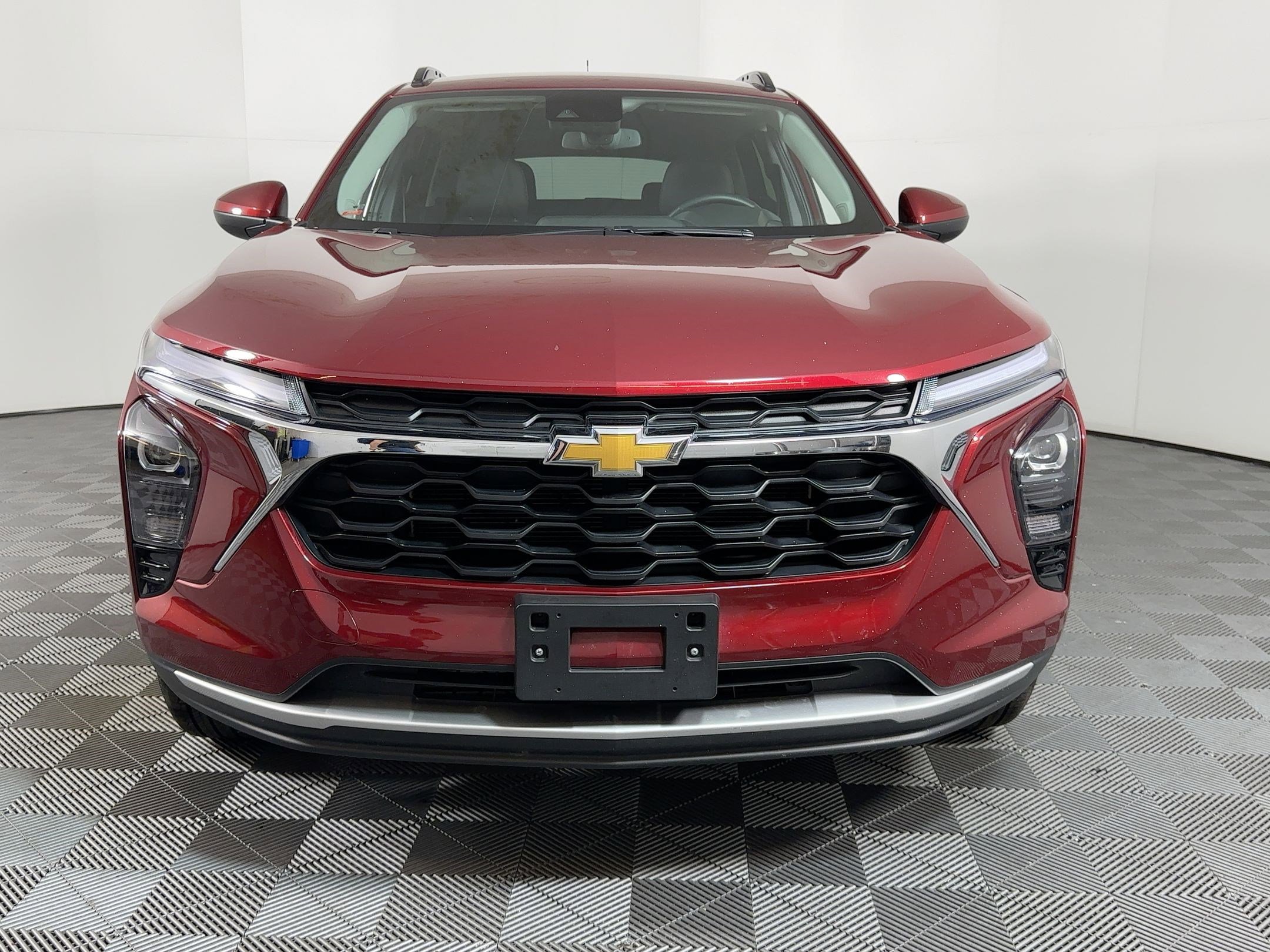 2025 Chevrolet Trax LT photo 4