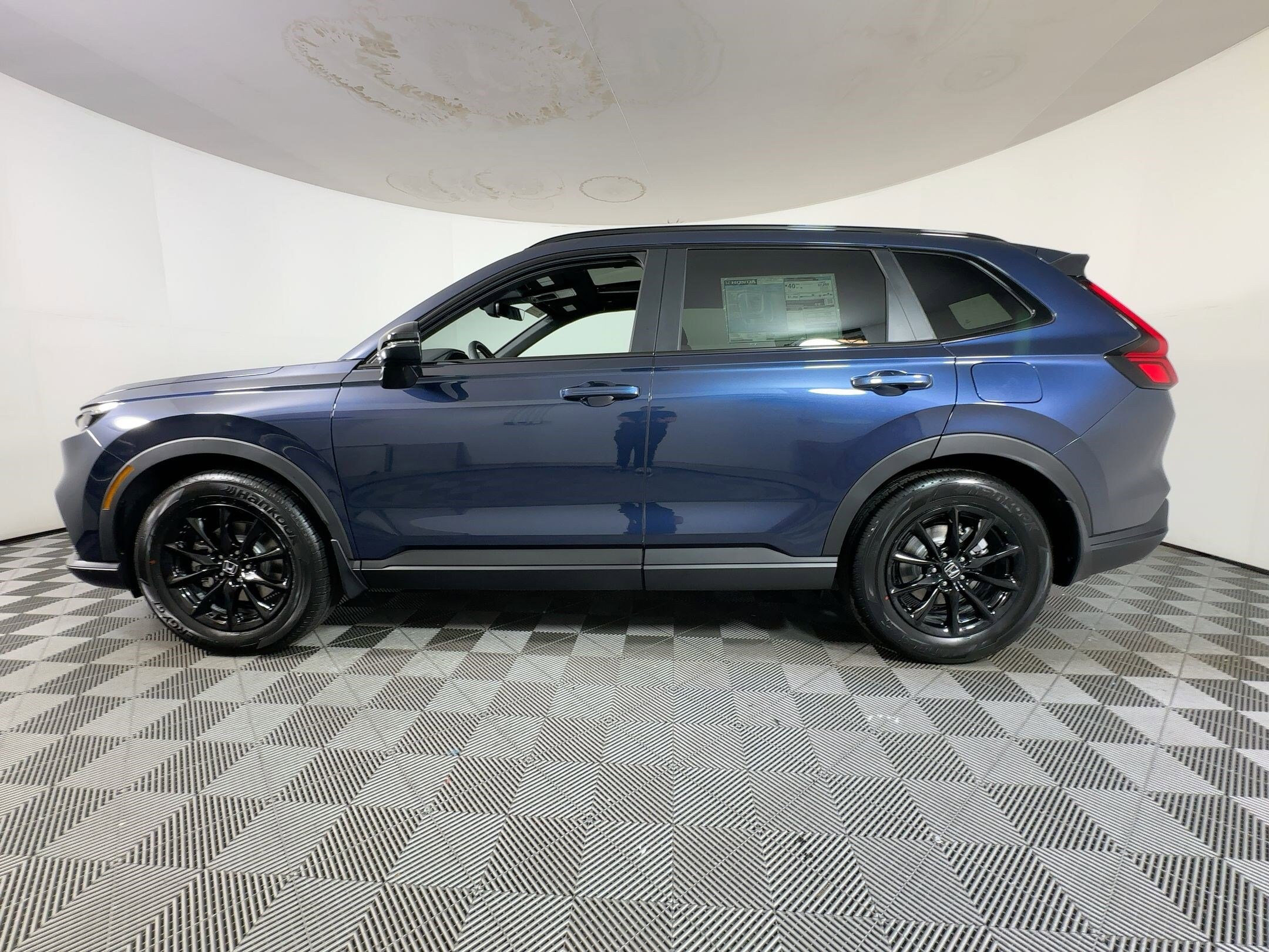2026 Honda CR-V Hybrid Sport-L photo 2