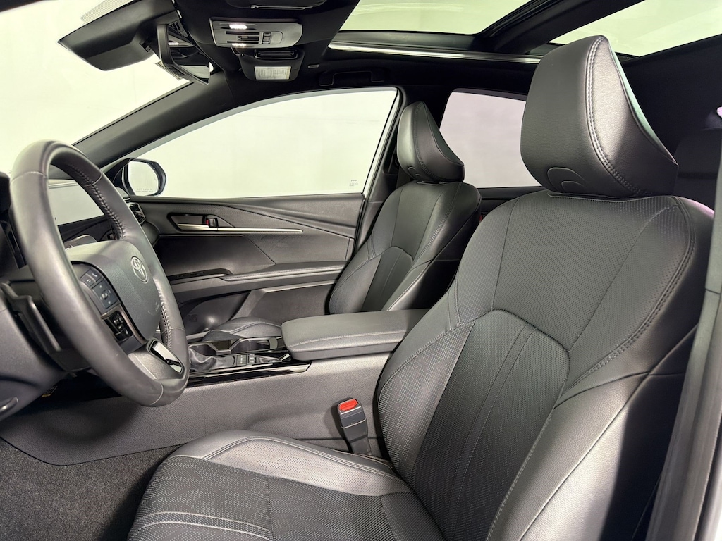 Used 2025 Toyota Camry XSE Sedan