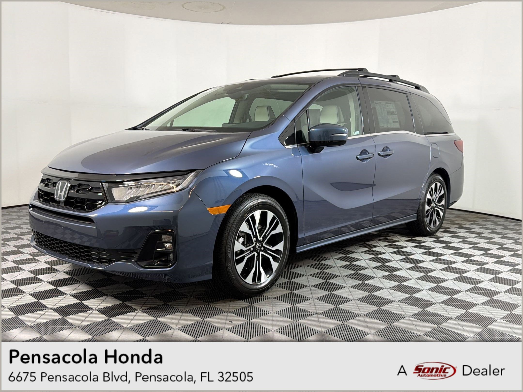 2026 Honda Odyssey Elite's photo