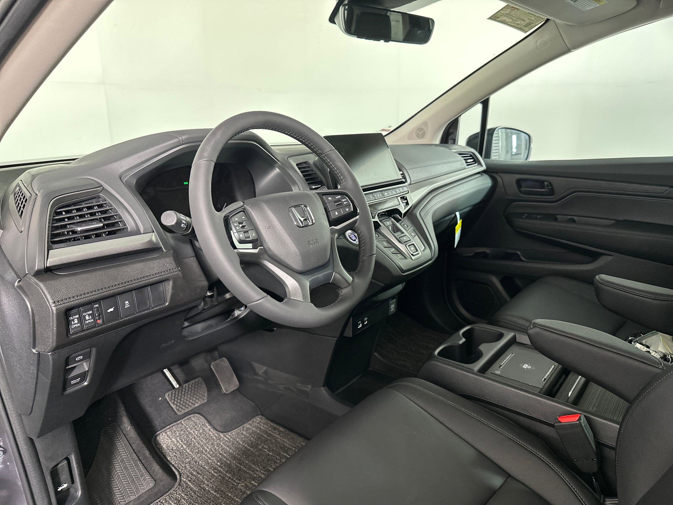 2026 Honda Odyssey EX-L photo 3