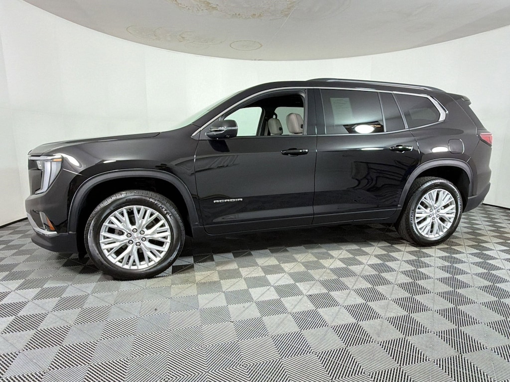 Used 2026 GMC Acadia FWD Elevation SUV
