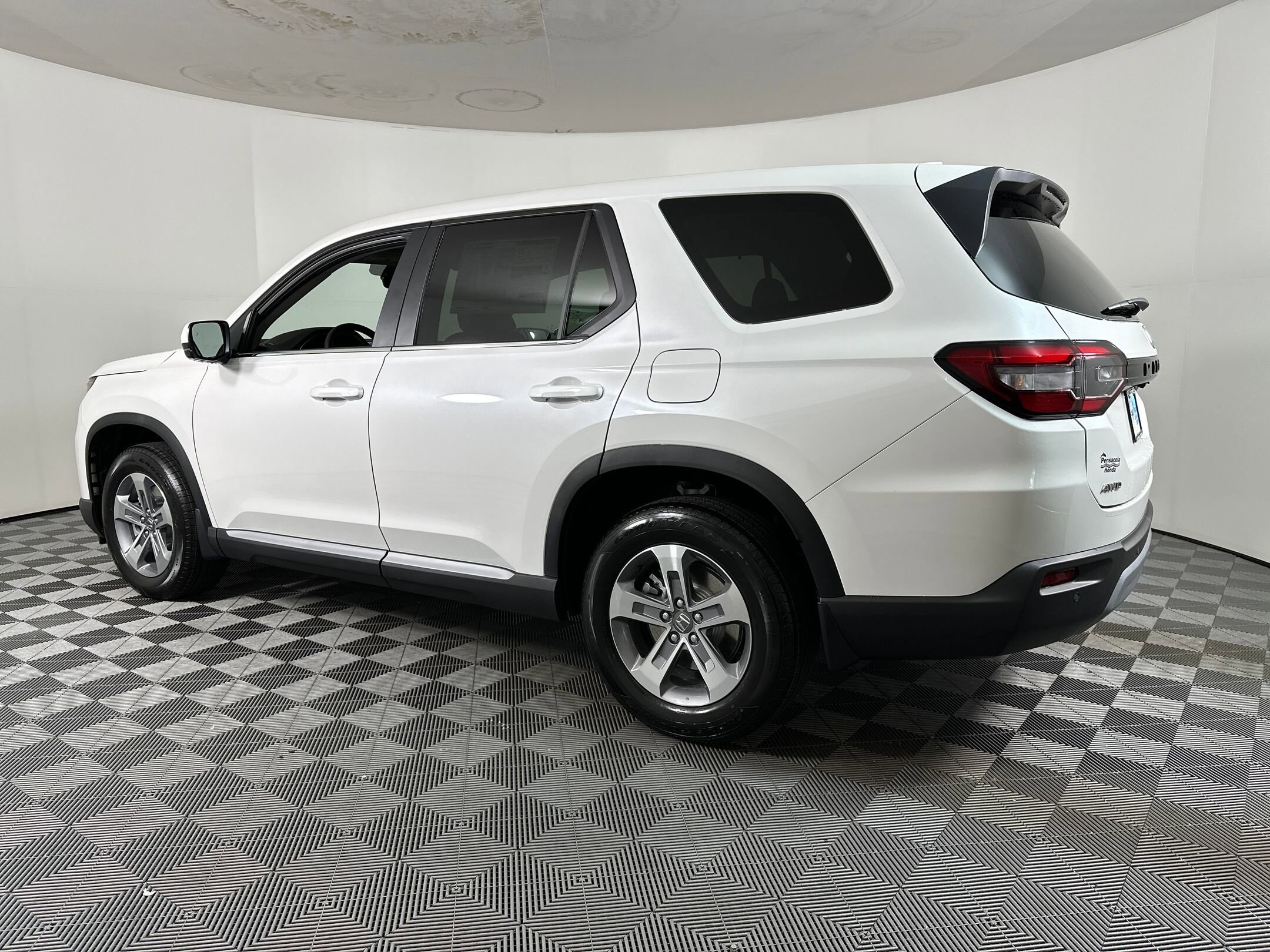 2025 Honda Pilot EX-L photo 2