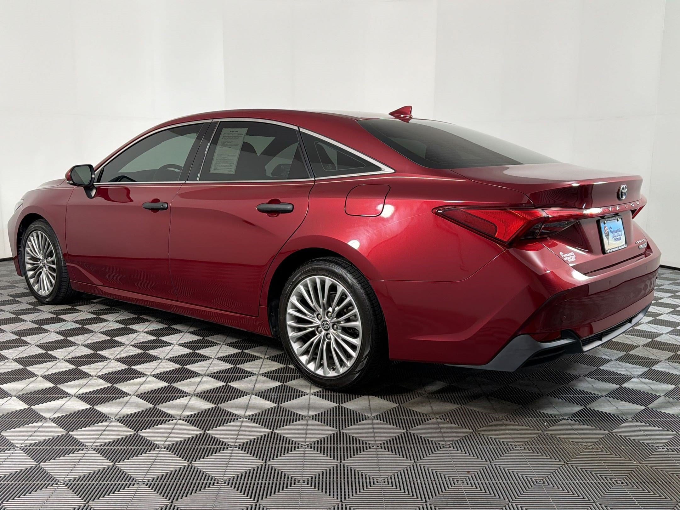 Avalon Hybrid Hybrid Limited Sedan