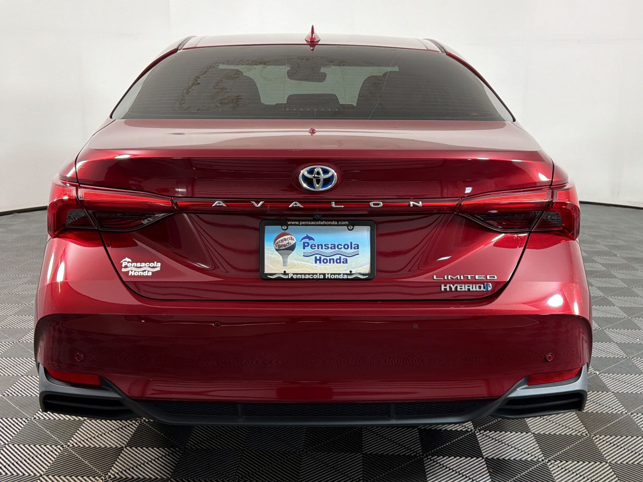 Avalon Hybrid Hybrid Limited Sedan