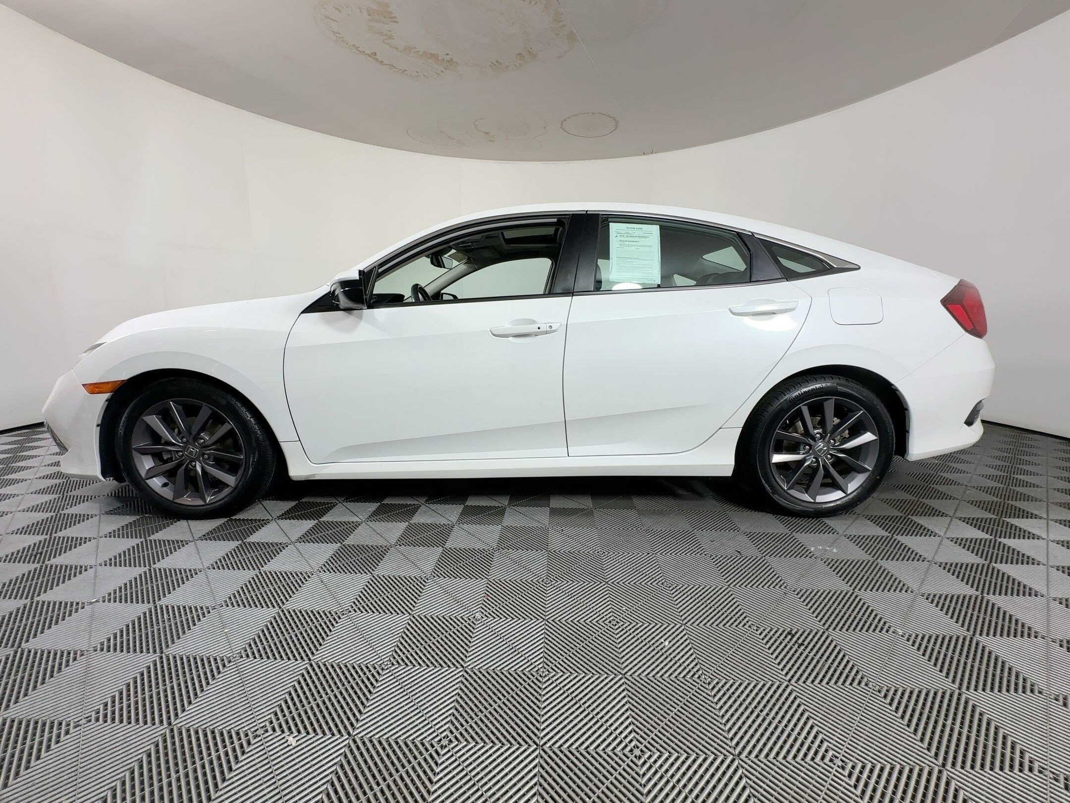 2020 Honda Civic EX-L photo 2