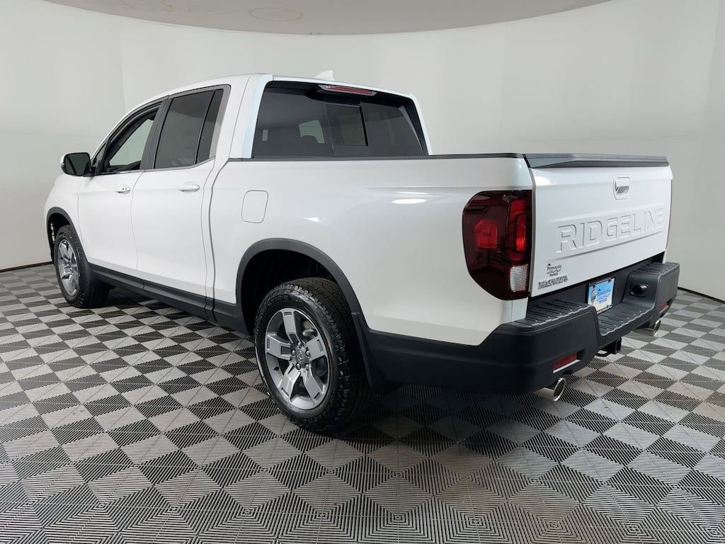New 2026 Honda Ridgeline RTL Truck Crew Cab