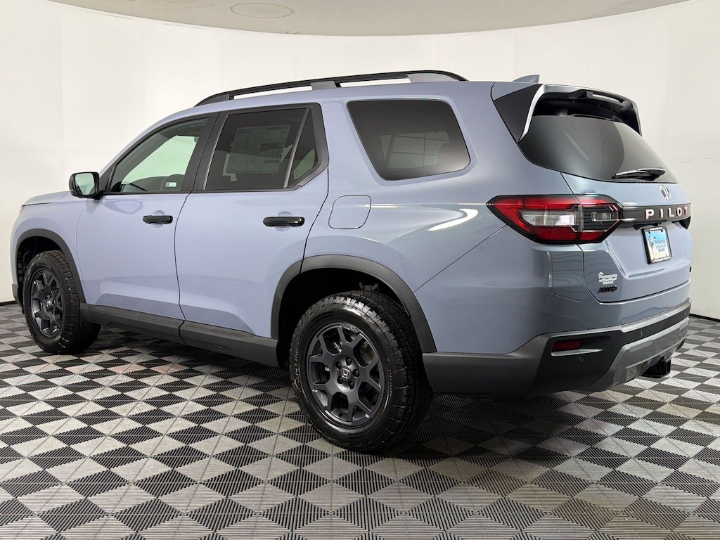 New 2026 Honda Pilot TrailSport SUV