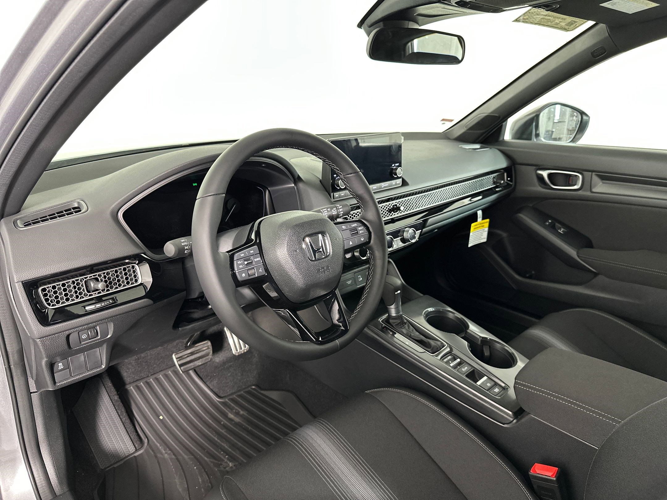2026 Honda Civic Sport Hatchback photo 2