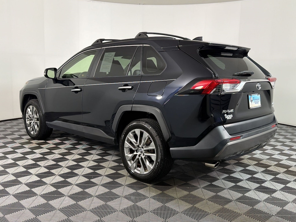 Used 2019 Toyota RAV4 Limited SUV