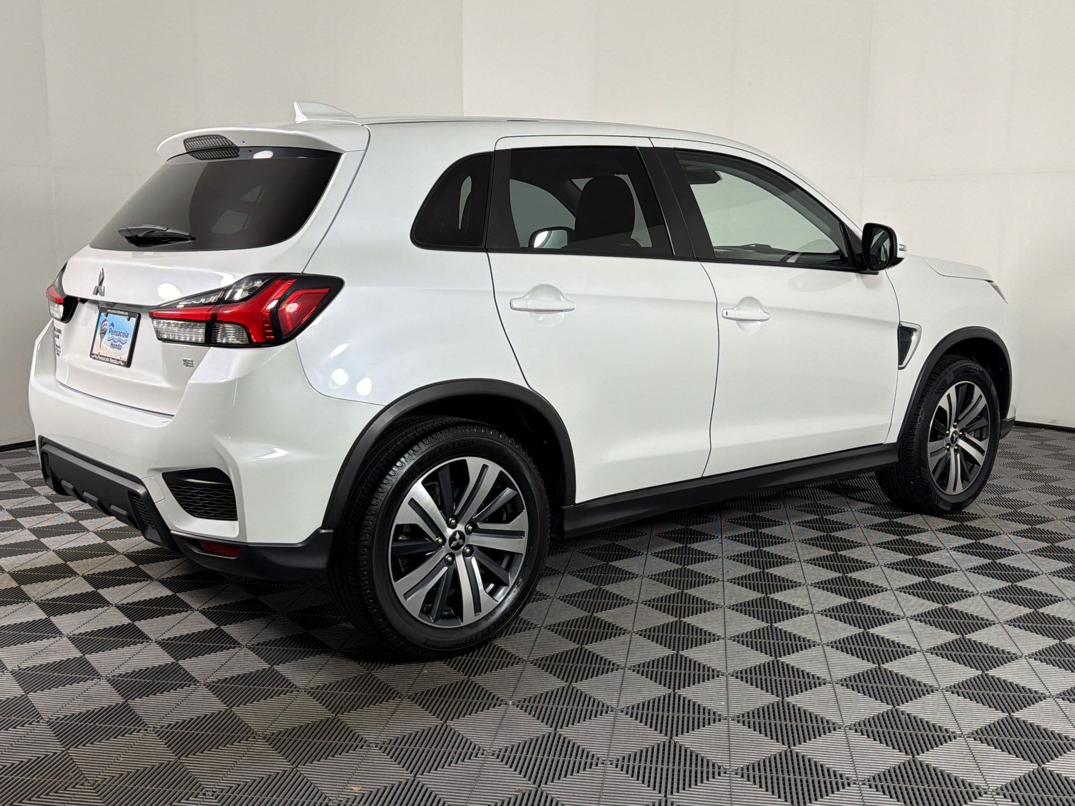 Outlander Sport ES CUV