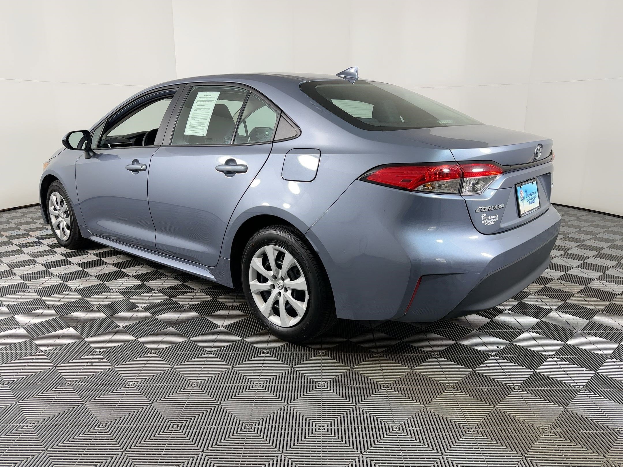 Used 2023 Toyota Corolla LE with VIN 5YFB4MDE8PP056438 for sale in Kansas City