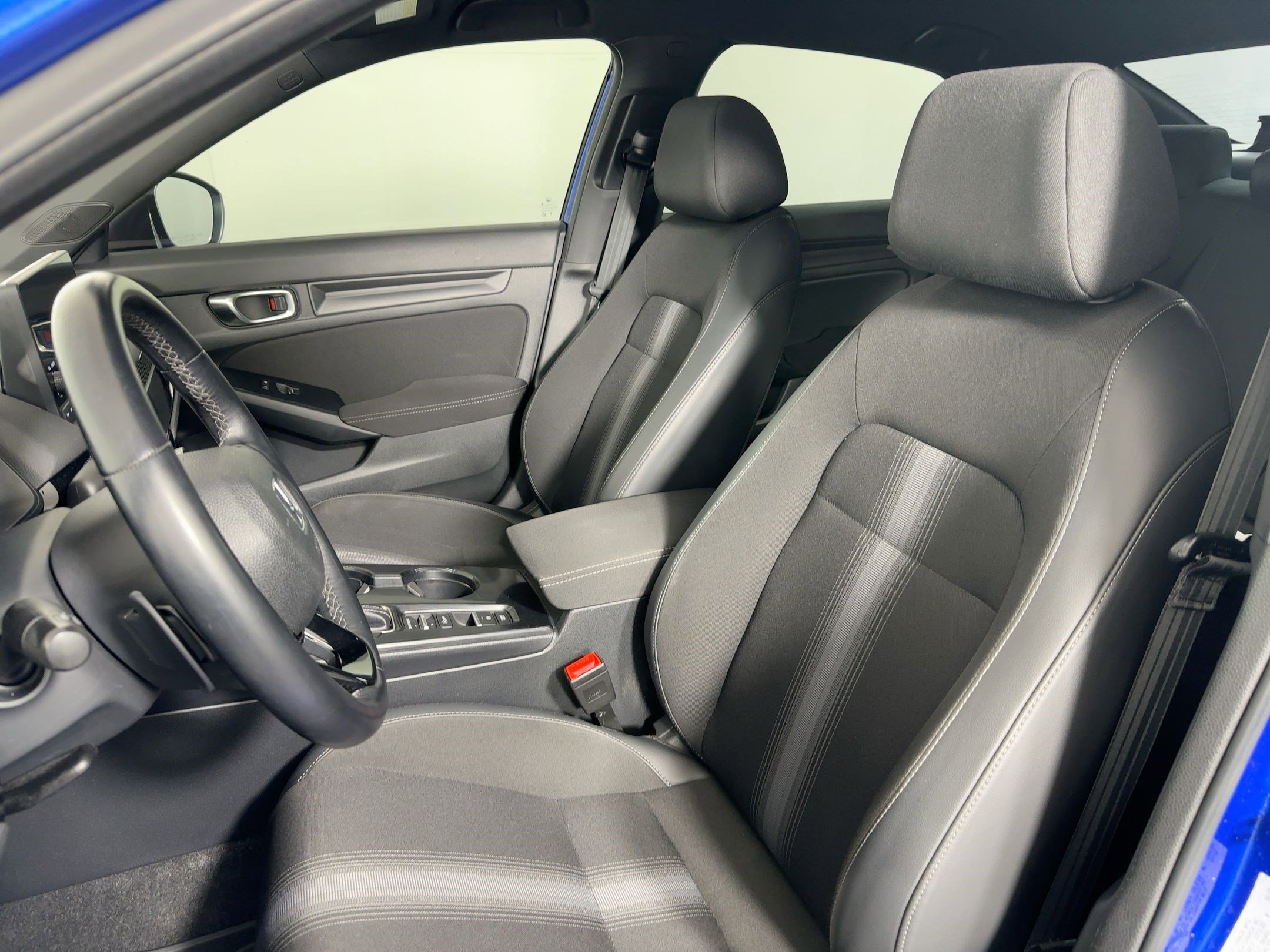 2023 Honda Civic Sport photo 4