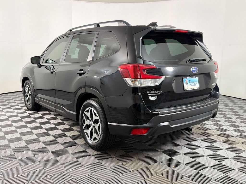 Used 2021 Subaru Forester Premium SUV