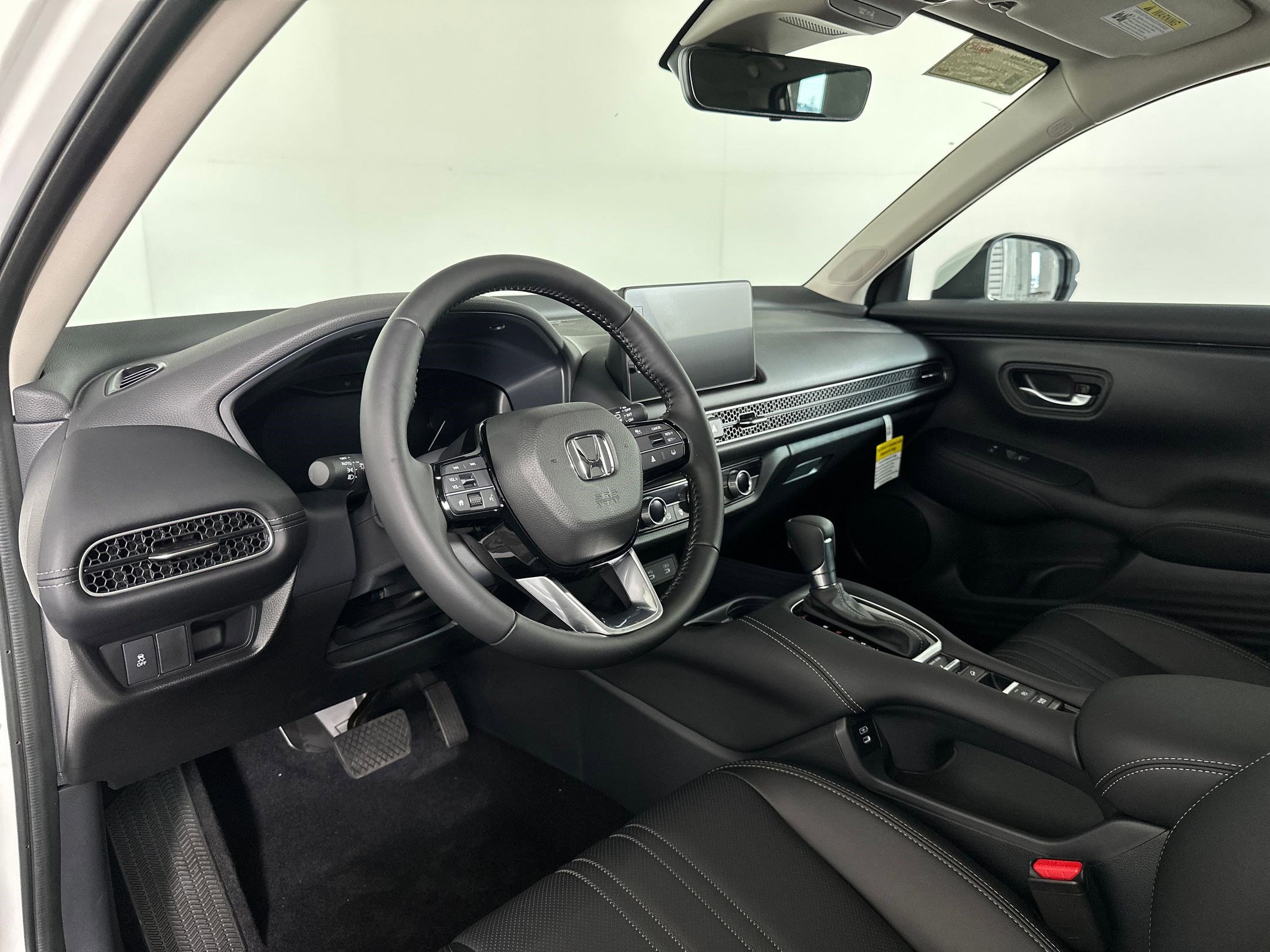 2026 Honda HR-V EX-L photo 2