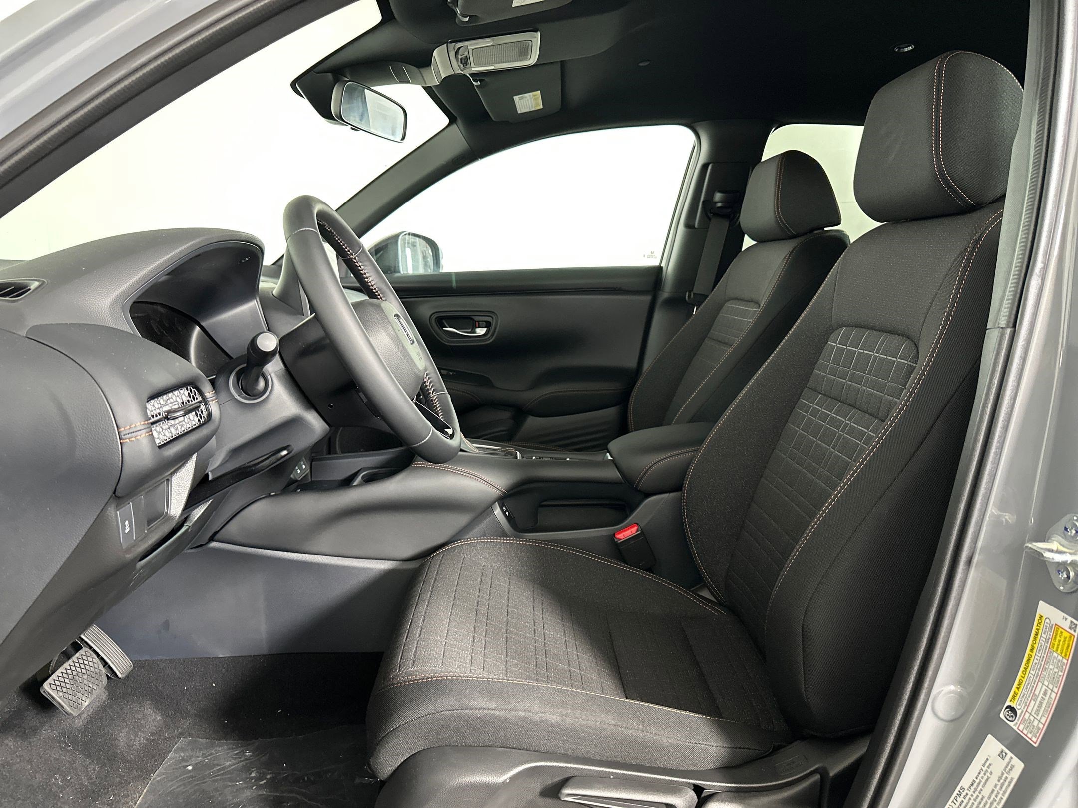 2026 Honda HR-V Sport photo 3