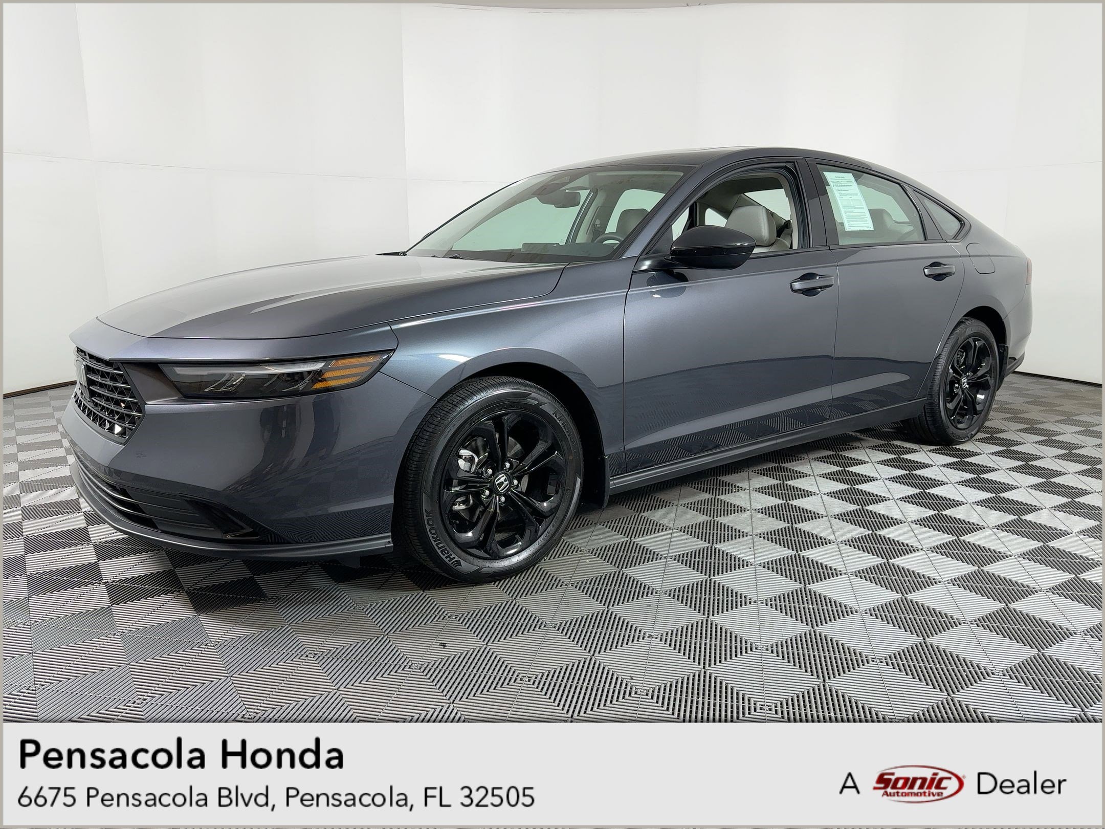 2025 Honda Accord SE's photo