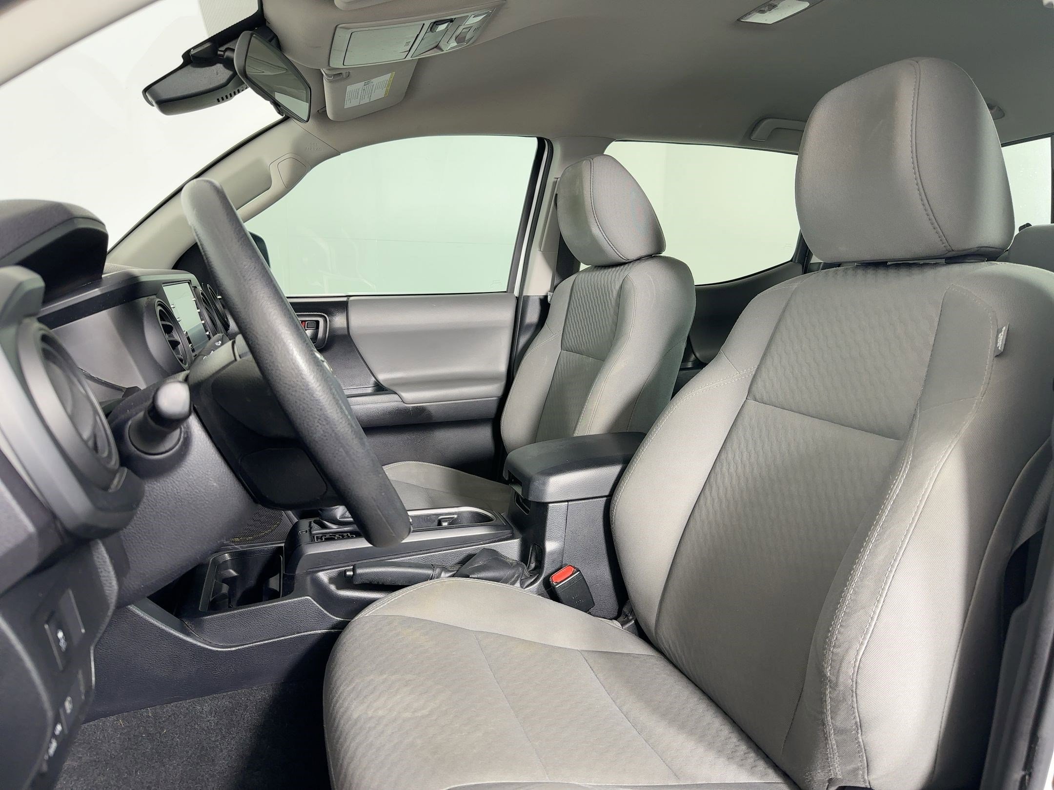 2020 Toyota Tacoma SR photo 4