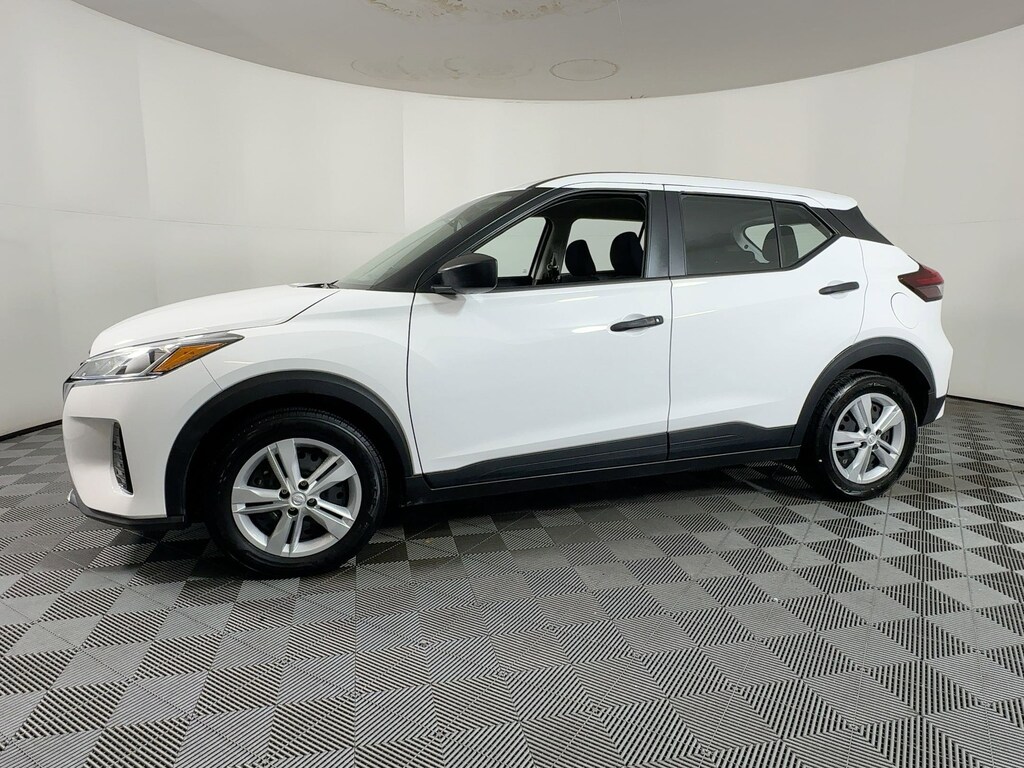 Used 2024 Nissan Kicks S SUV