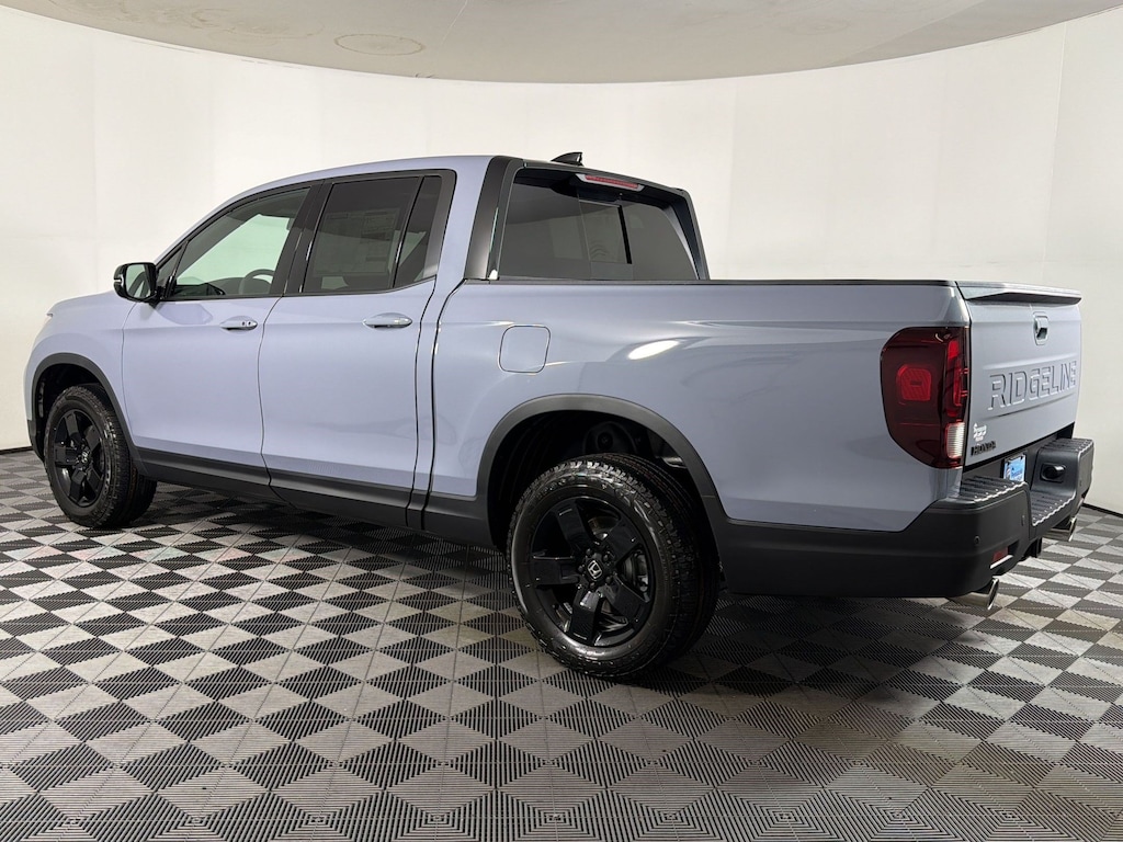 New 2026 Honda Ridgeline Black Edition Two-Tone Truck Crew Cab