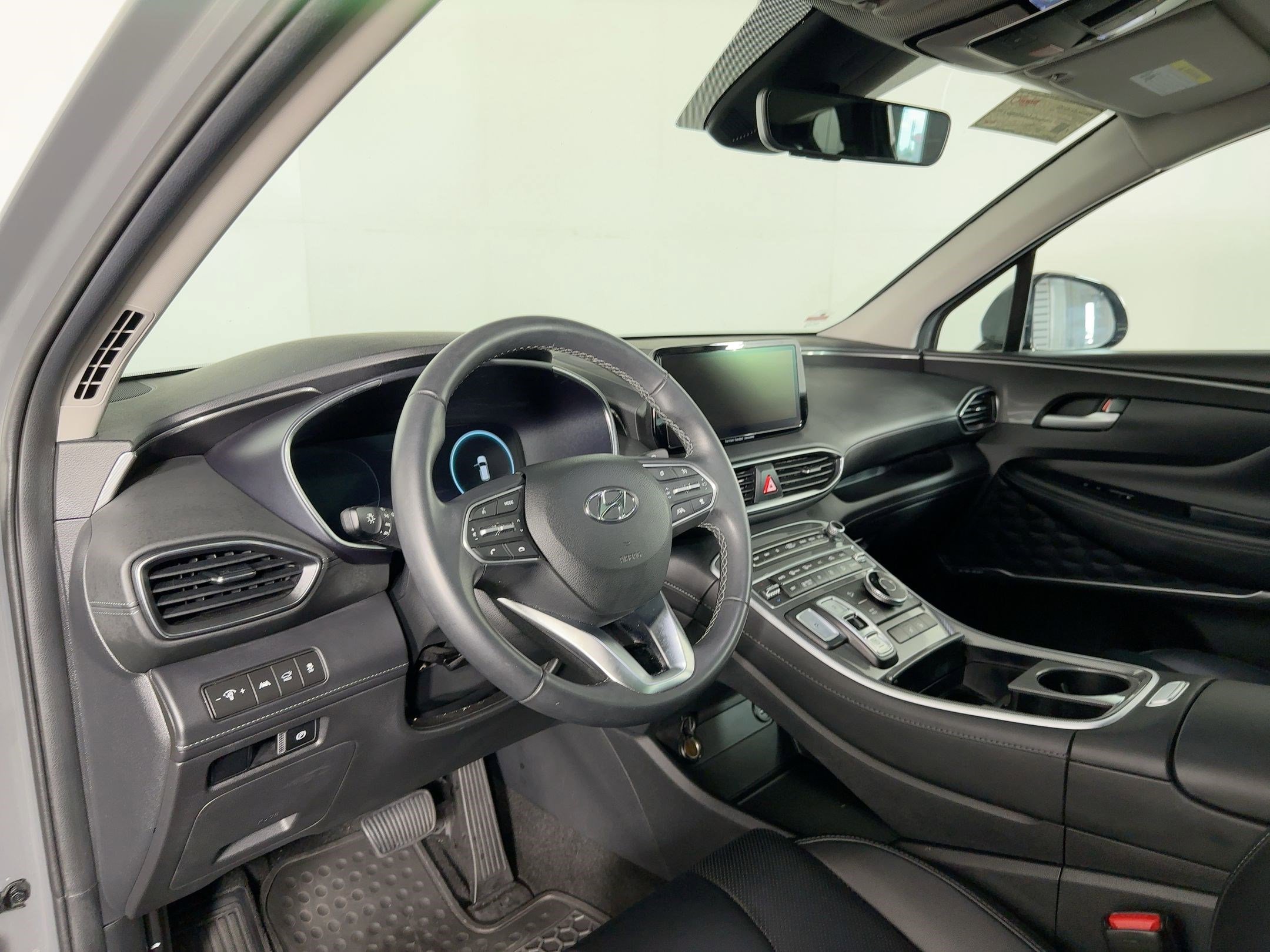 2023 Hyundai Santa Fe SEL Premium photo 2