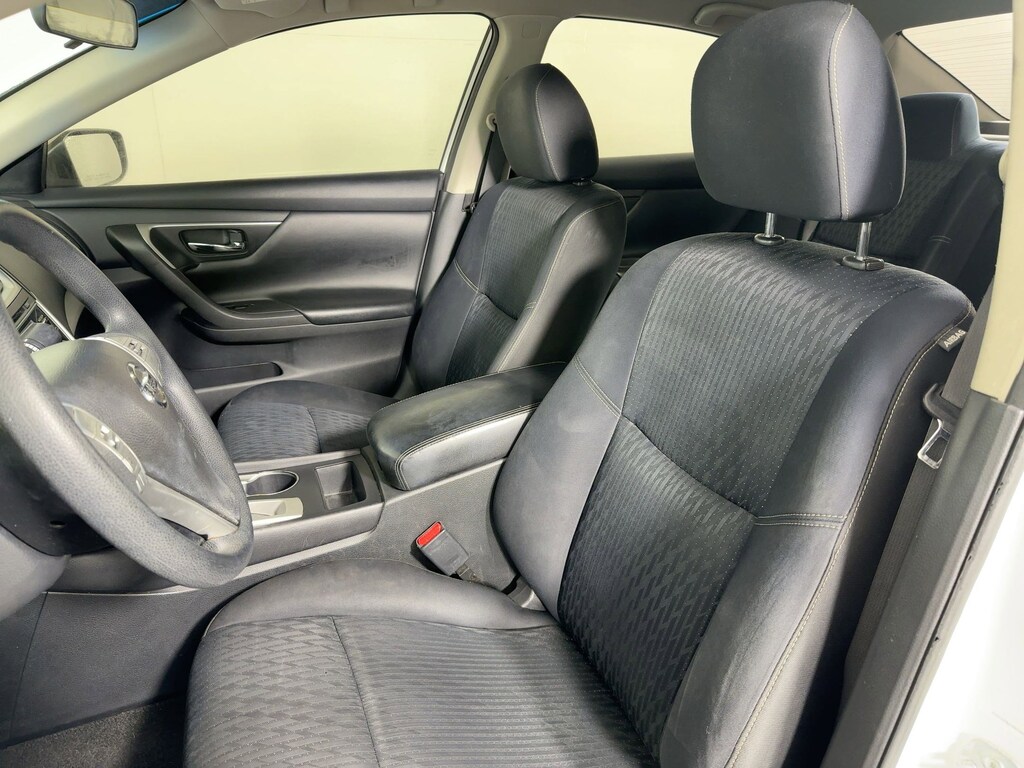 Used 2016 Nissan Altima 2.5 Sedan