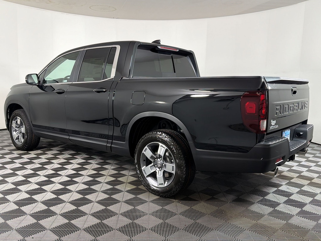 New 2026 Honda Ridgeline RTL Truck Crew Cab